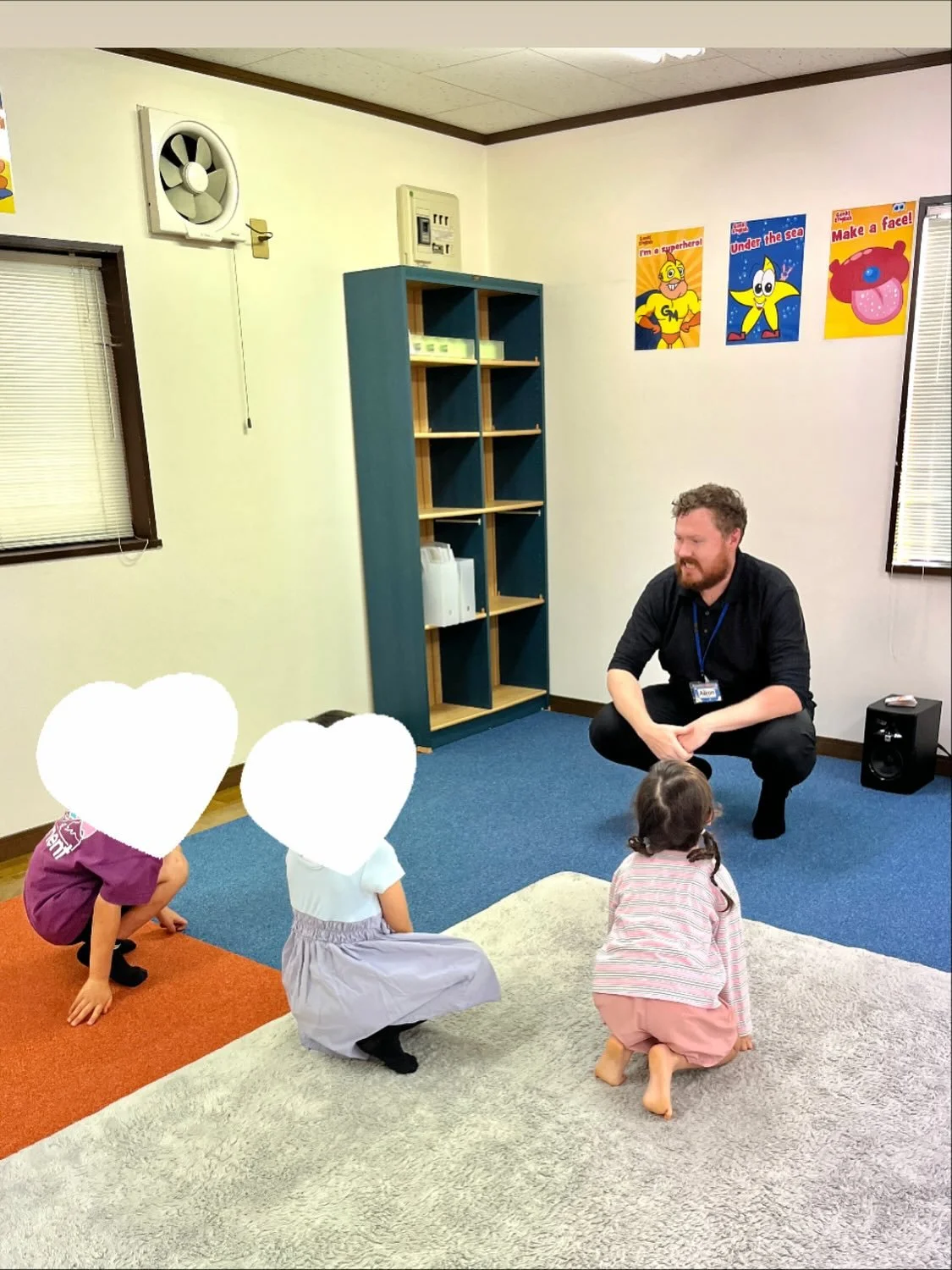 通常レッスンがついにスタート致しました！
少しずつ生徒さんが増えてきていて子ども達の楽しんでいる姿を見てこちらもわくわくします✊オーストラリア人講師による子ども向け英会話教室🇦🇺アットホームな雰囲気の中で子ども達に楽しんで効率よく英語を身につけてもらいたいと思っております🐨
満点とれなかったとか、間違ったから恥ずかしい、とかそういったものはこの教室にはありません！！🙌みんな間違って当たり前。それでも自信を持って話す子ども達が輝いて見えます！成長できます！🩵
#英会話スクール #楽しい英