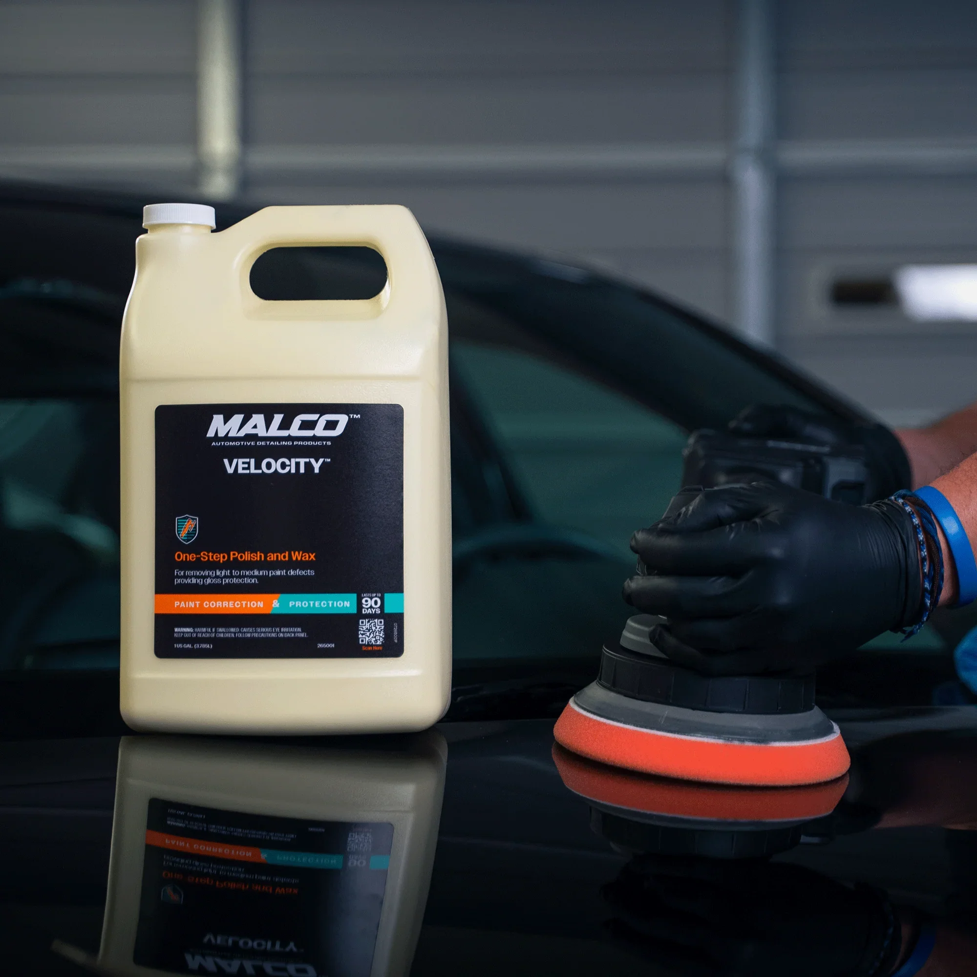 malco-automotive-80-velocity-one-step-polish-and-wax-1148883385.webp