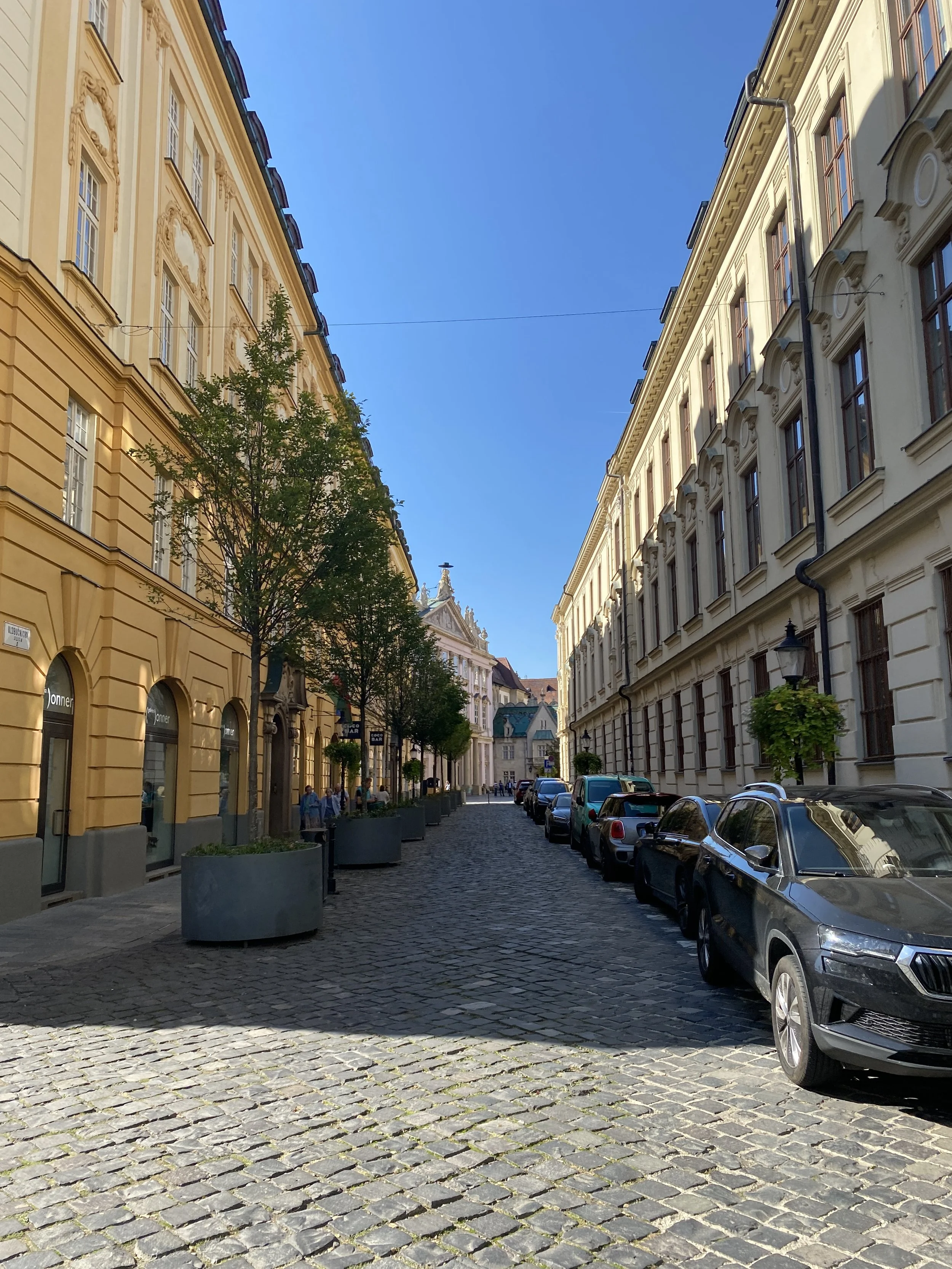 How I Traveled to 3 European Countries on a Student Budget (With 9 Real Tips)