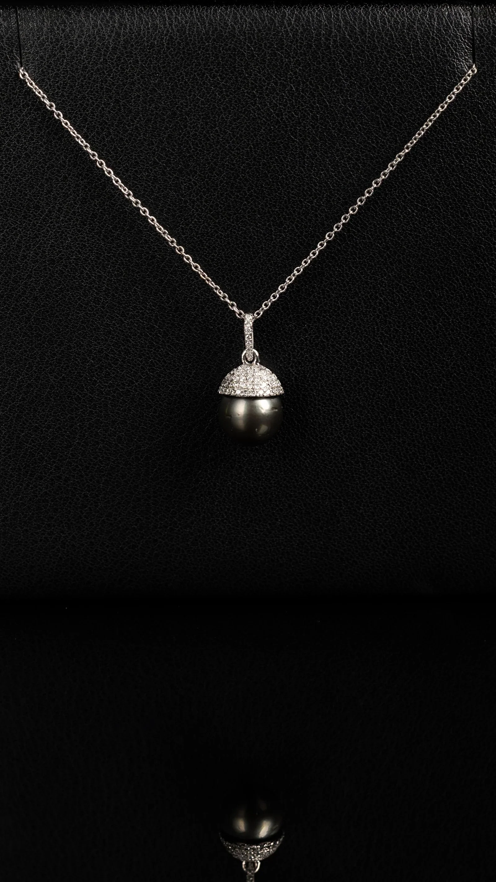 NOIR TAHITIAN PEARL NECKLACE $3,200.00