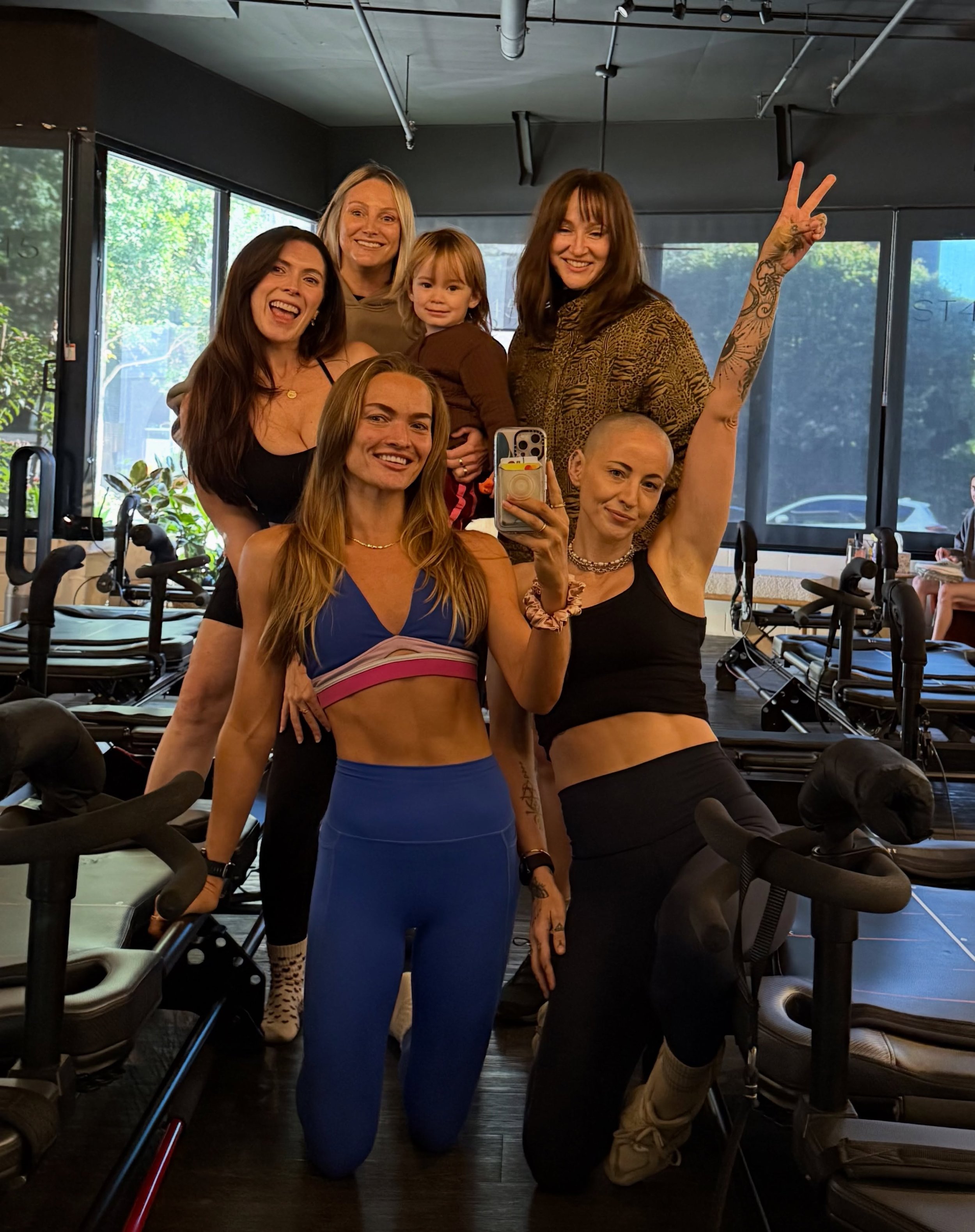 What a privilege it is to move your body with people you adore 🤎⁣
⁣
^feat. (some of) the dream team 🔥⁣
⁣
⁣
⁣
⁣
⁣
⁣
⁣
⁣
⁣
⁣
#lagree #team #brisbanefitness #community #connection