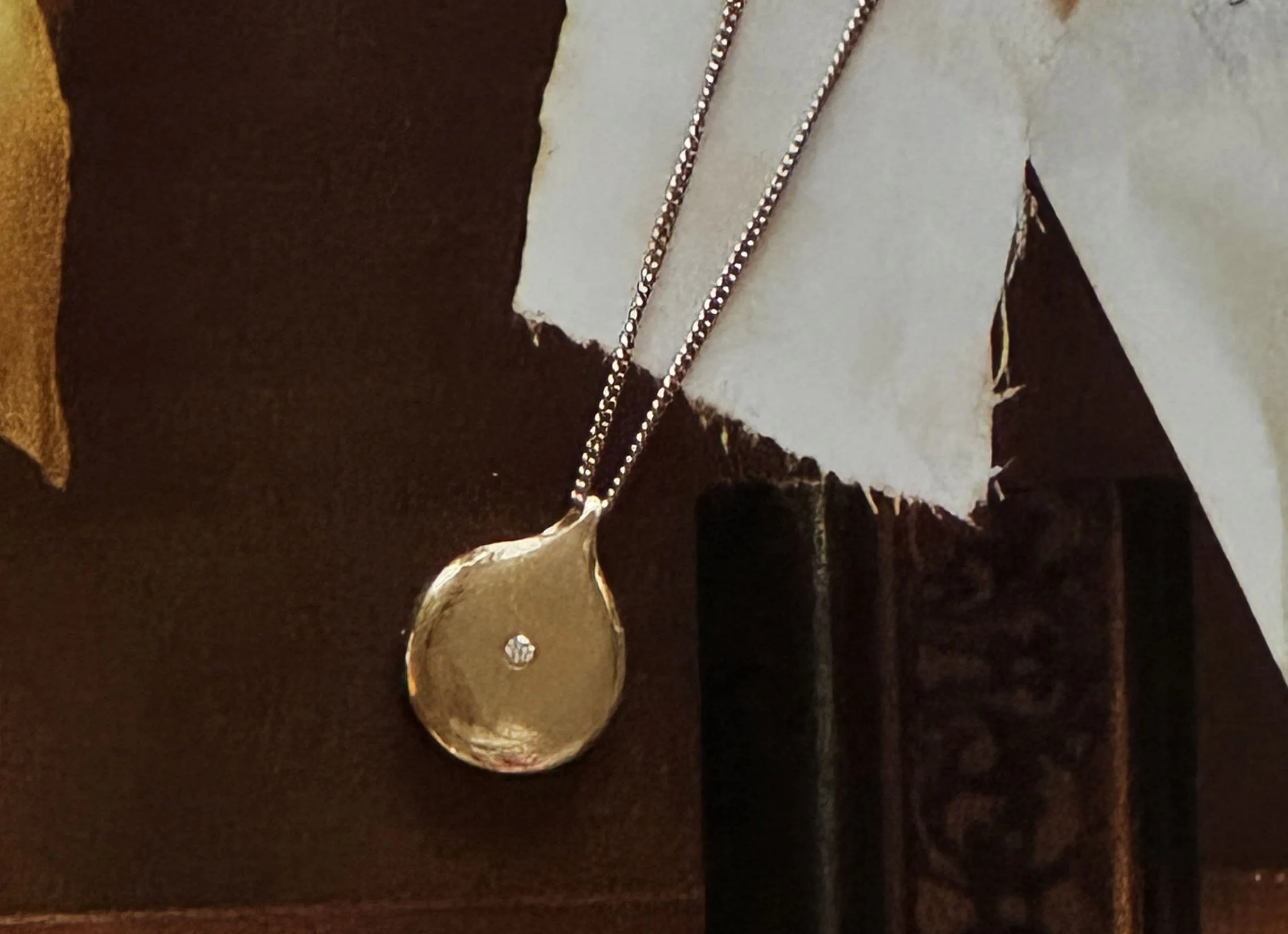 Larga Drop Birthstone Pendant 