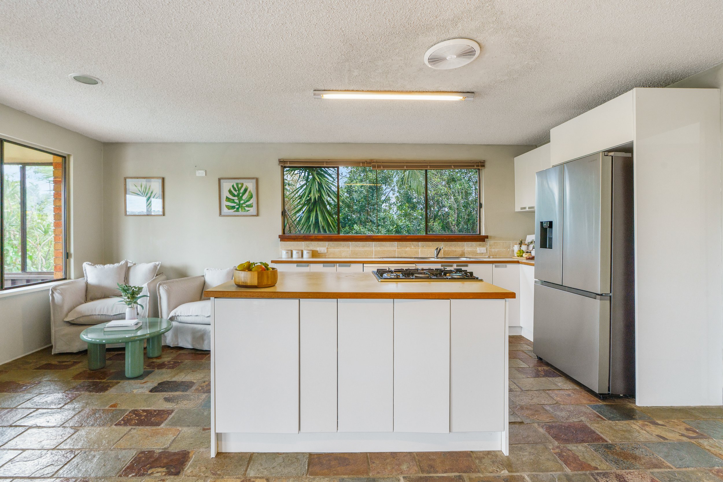 258 Beltana Drive-11.jpg