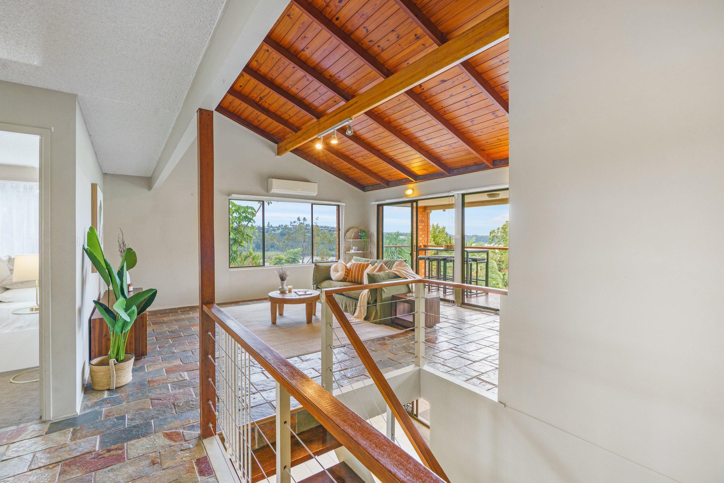 258 Beltana Drive-4.jpg