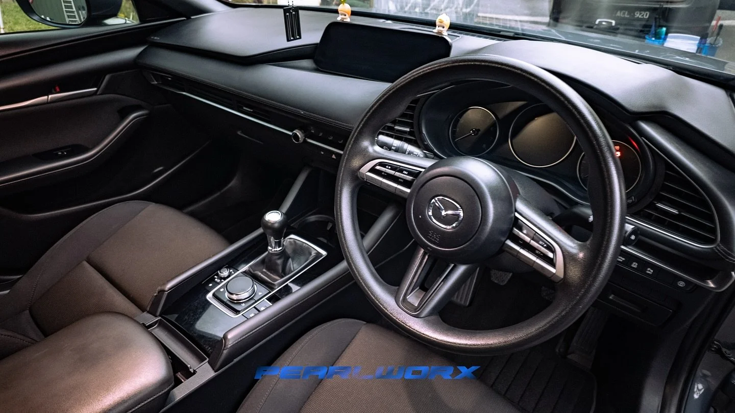 MAZDA 3 🚗✨ 

This Mazda 3 recently made its way from South Australia, but it was filled with dust and sand, leaving the customer feeling like their new car didn&rsquo;t quite feel new. We stepped in with our full interior and exterior PREMIUM Packag