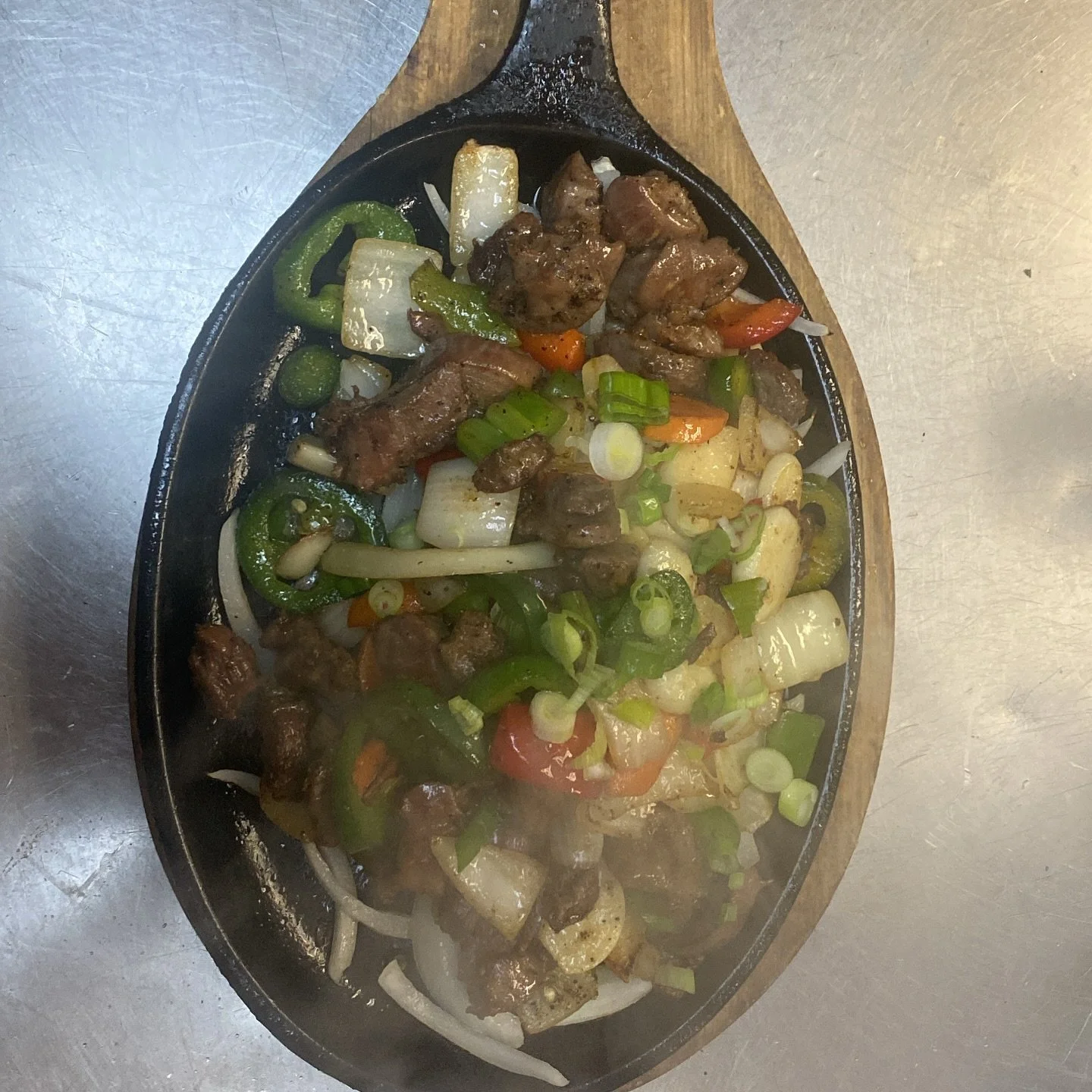 Chicken gizzards &ldquo;Chewy, spicy chicken gizzards &mdash; a snack so good, your beer might ask for seconds!&rdquo;