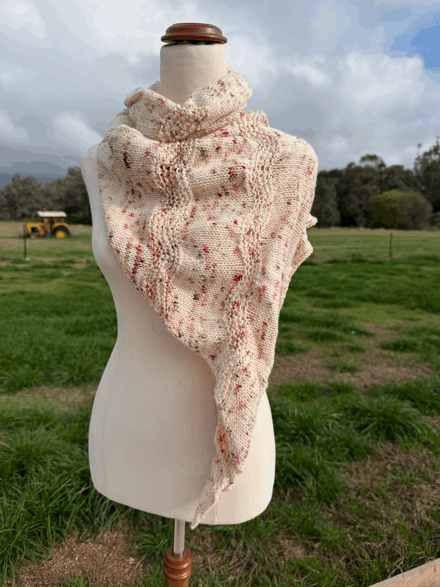 Asymmetric Speckled Shawl Sample