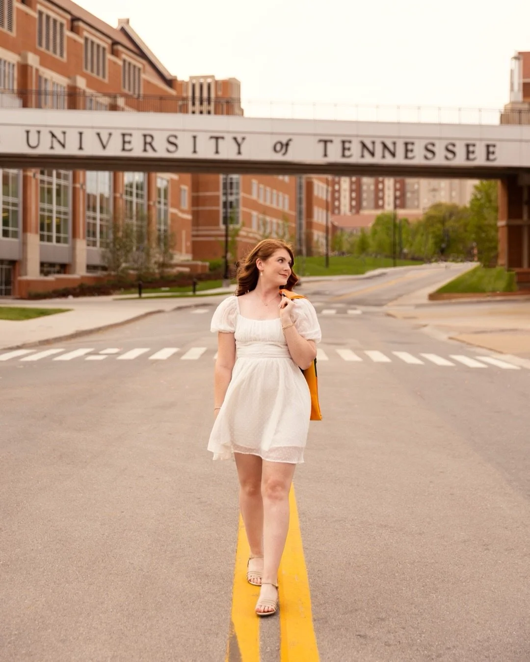 Carlee was my first UTK grad and gosh she was just the sweetest!! She showed me all the best spots and we had the best time exploring the beautiful UTK campus!! 🧡🍊

Since I&rsquo;ve had tons of UT grads and I&rsquo;m so excited for grad season this