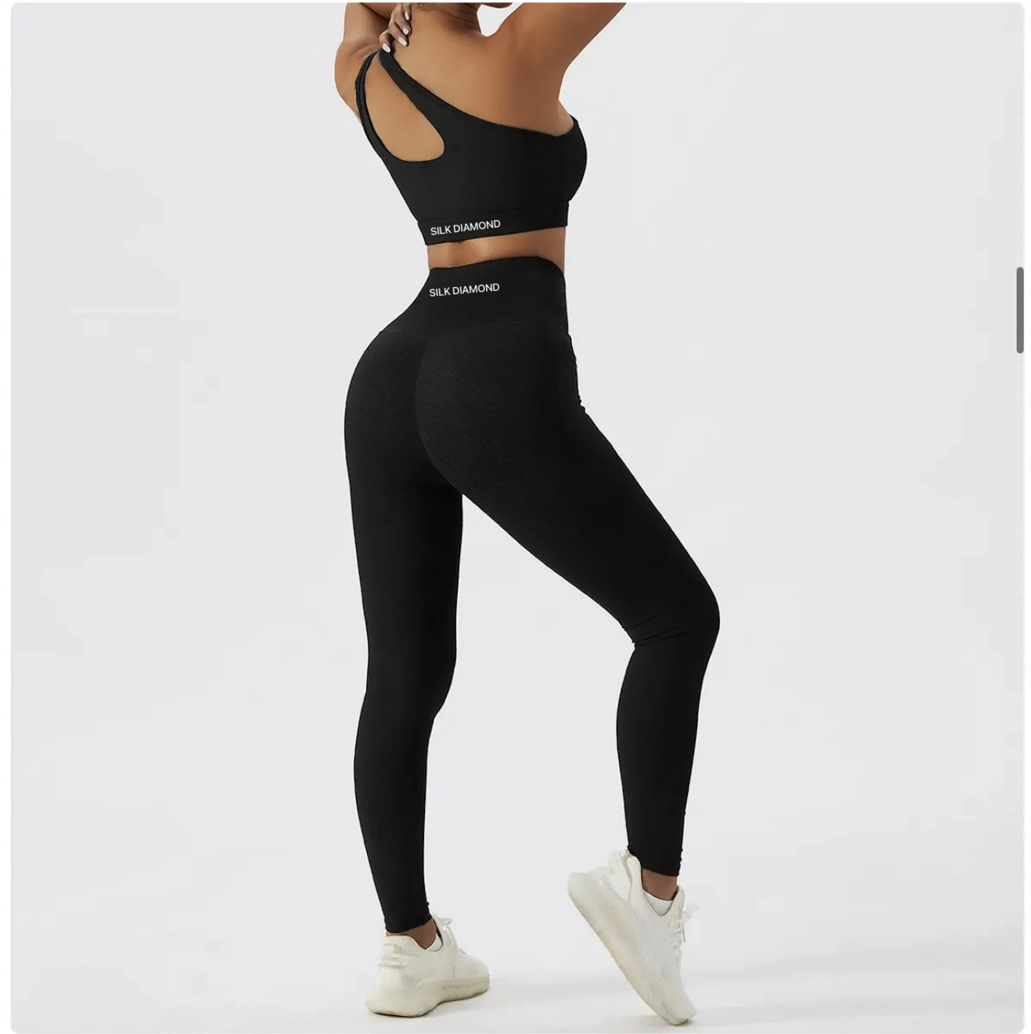 Essence Leggings