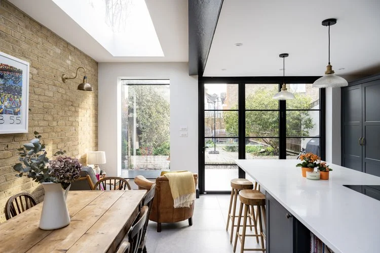 Boundaries Road, SW12