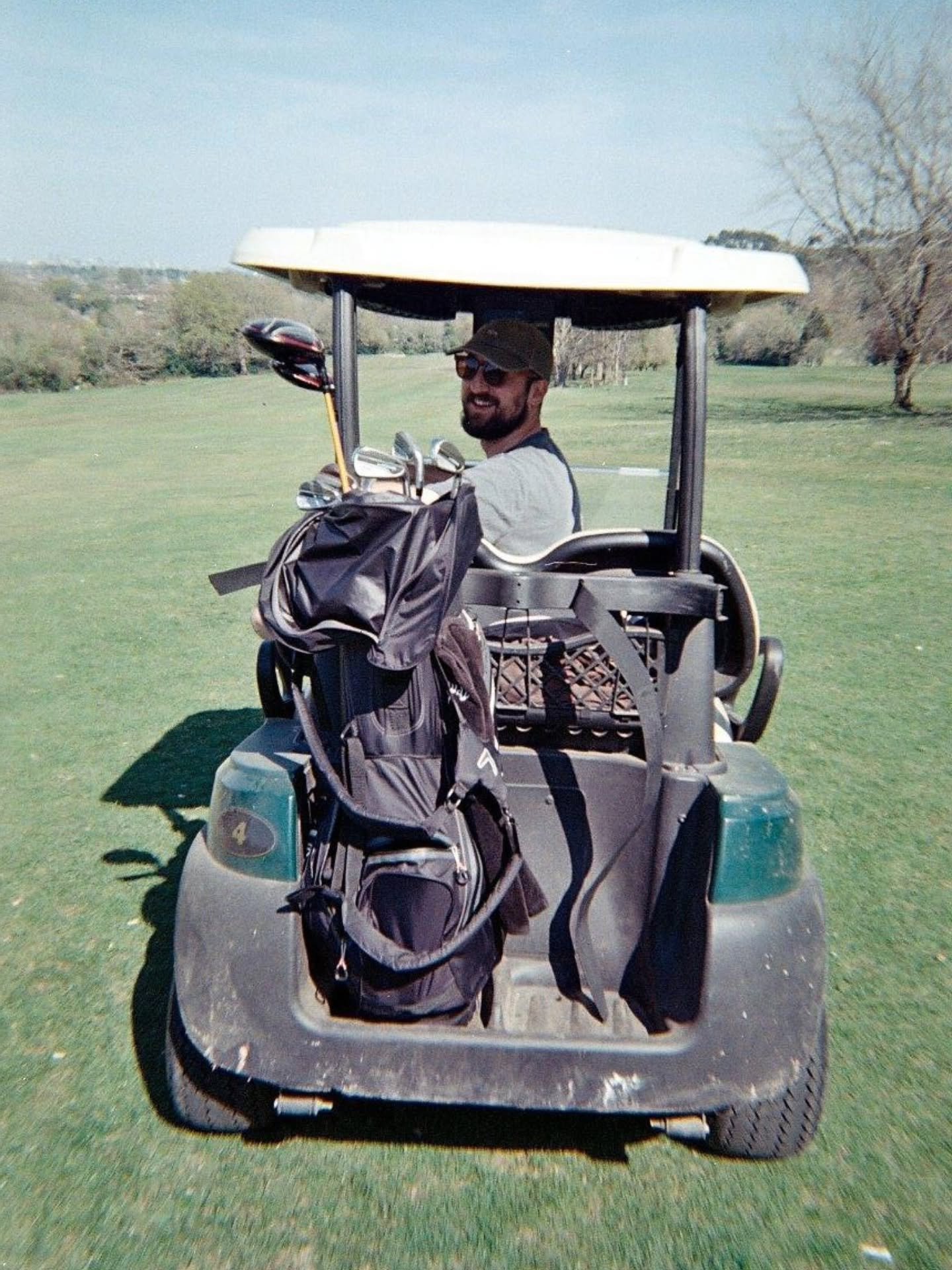 These aren&rsquo;t just rounds.
They&rsquo;re memories in motion.

Find your people. Sign up via link in bio.

#golf #golfcommunity #golflife #golfswingtips #golfbandits #golfapp #chunk #shank #binart #binstrike #35mm #disposablecamera #nostalgia