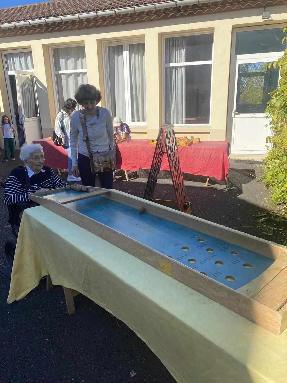 Jeux en bois g?�ants �?? Compagnie Jeux M'amuse