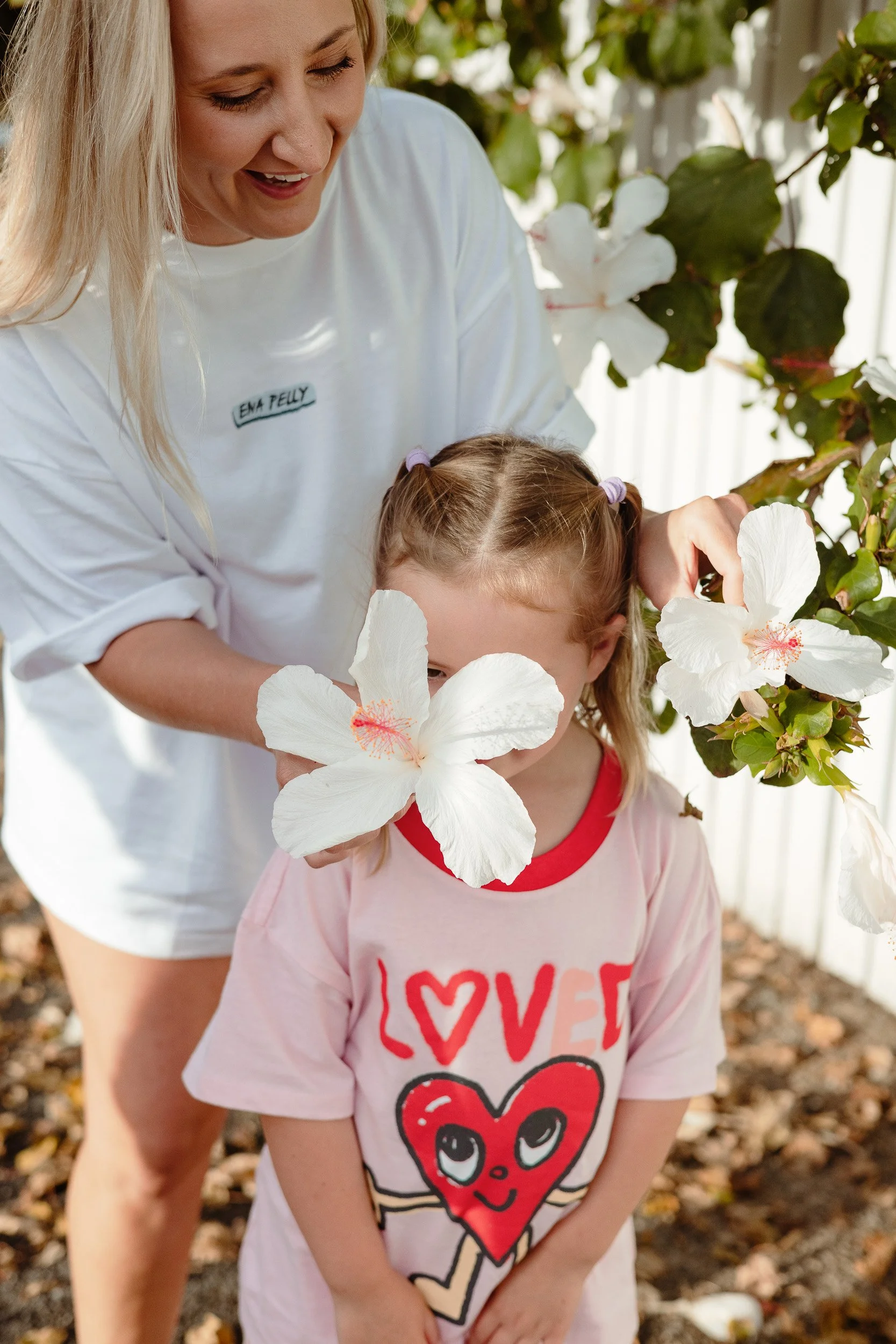 Heartfelt family moments at Merewether Beach Newcastle NSW by Daina Marie Photography
