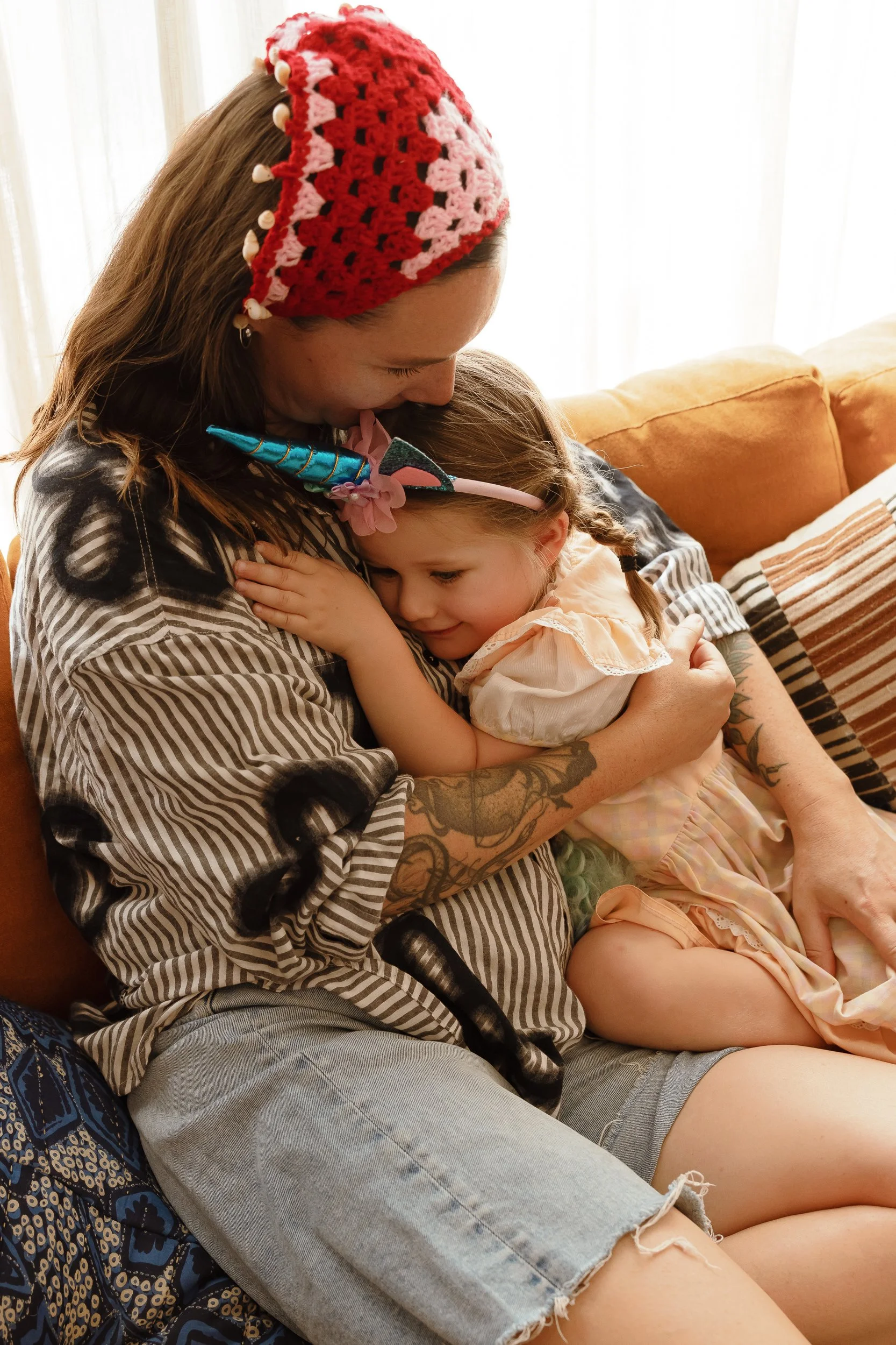 Sentimental in-home family documentary session Newcastle by Daina Marie Photography