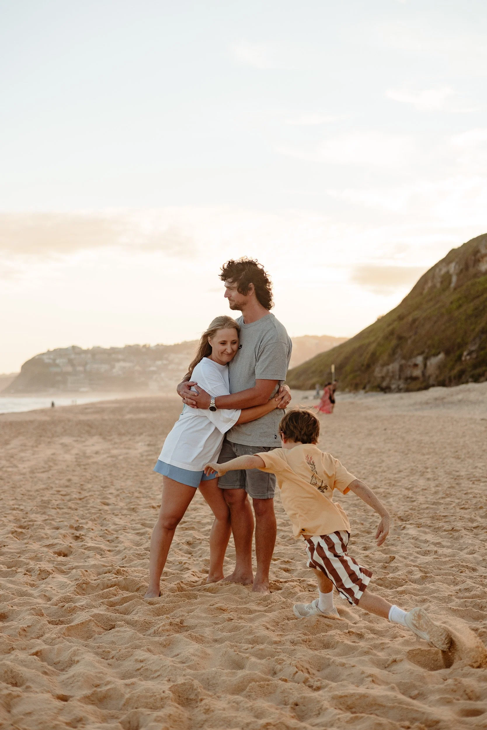 Heartfelt family moments at Merewether Beach Newcastle NSW by Daina Marie Photography