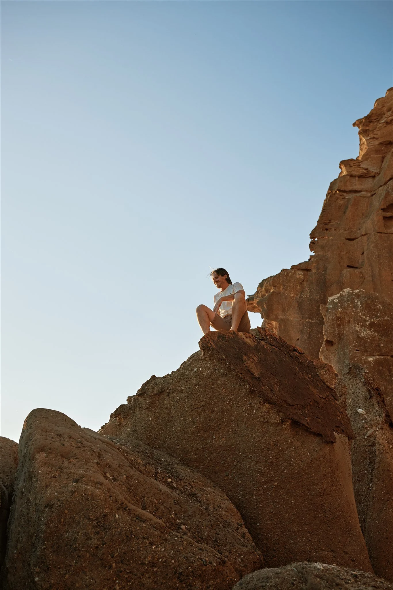 Heartfelt golden hour family moments at Redhead Beach Newcastle by Daina Marie Photography