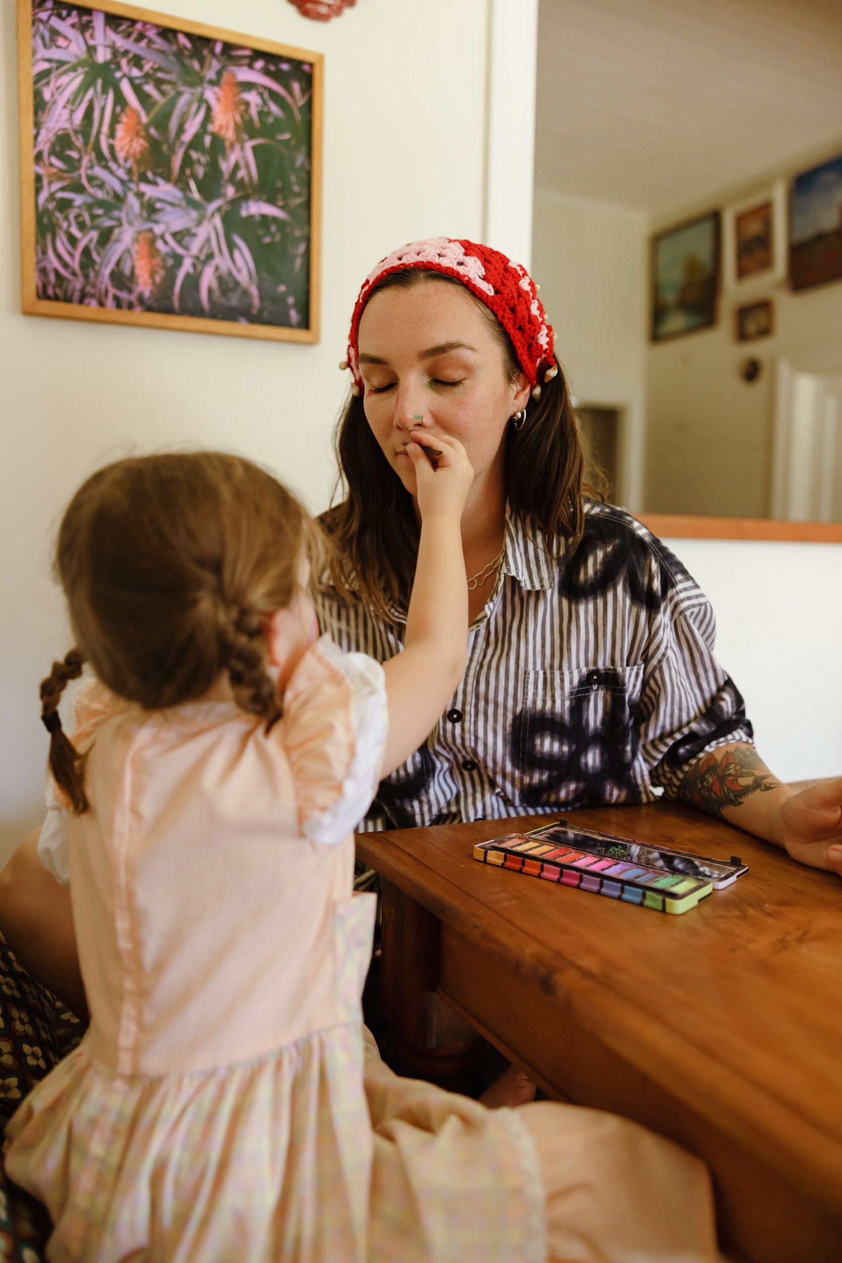 Sentimental in-home family documentary session Newcastle by Daina Marie Photography