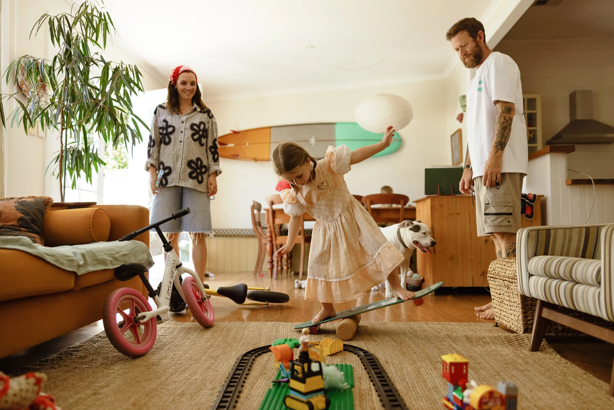 Newcastle in-home documentary family photographer captures the Woollam family at home