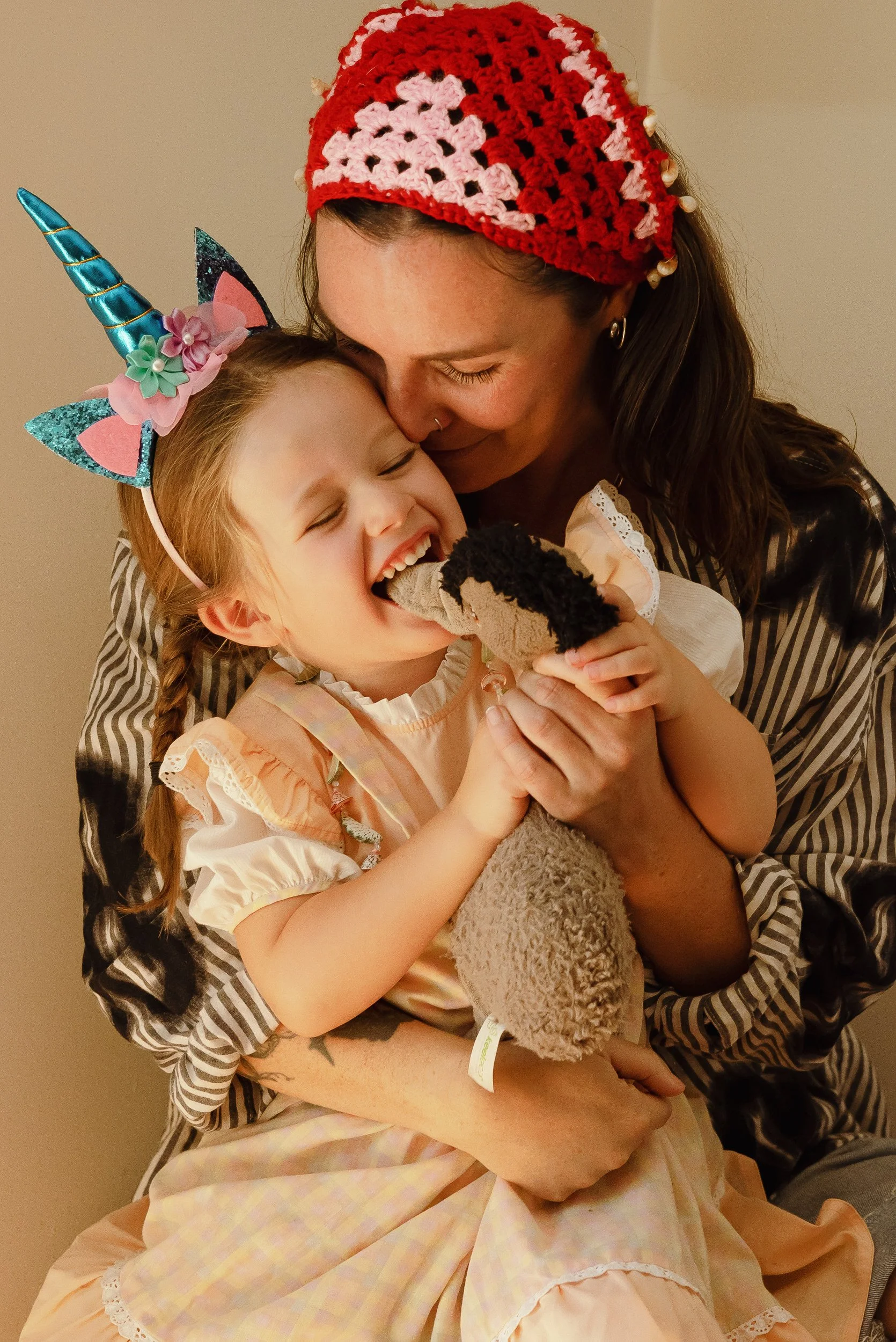 Newcastle family photographer documents in-home family moments for the Woollam family