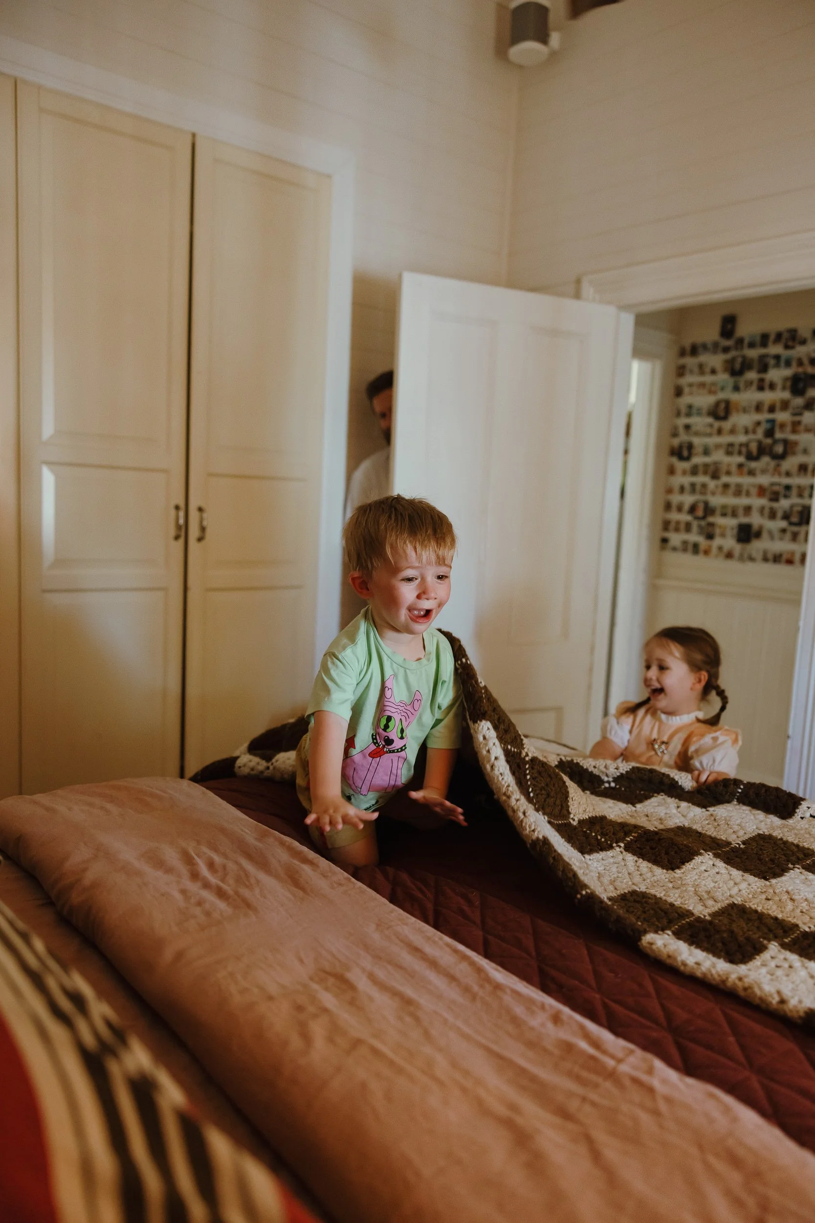 Newcastle family photographer documents in-home family moments for the Woollam family