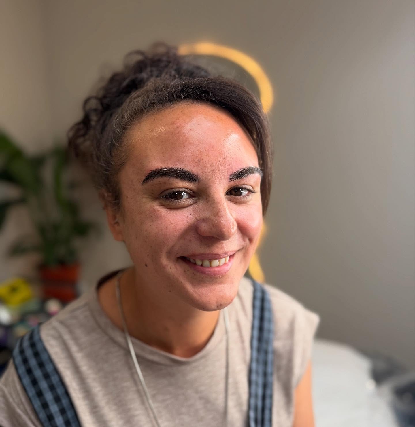 Tiffs top up 😍

🥂 I went with a bigger needle to blend with her lovely thick brows 

🥂 We did a bit more of an arch to add shape

🥂 And we had a blast catching up 💖

LUSCIOUS