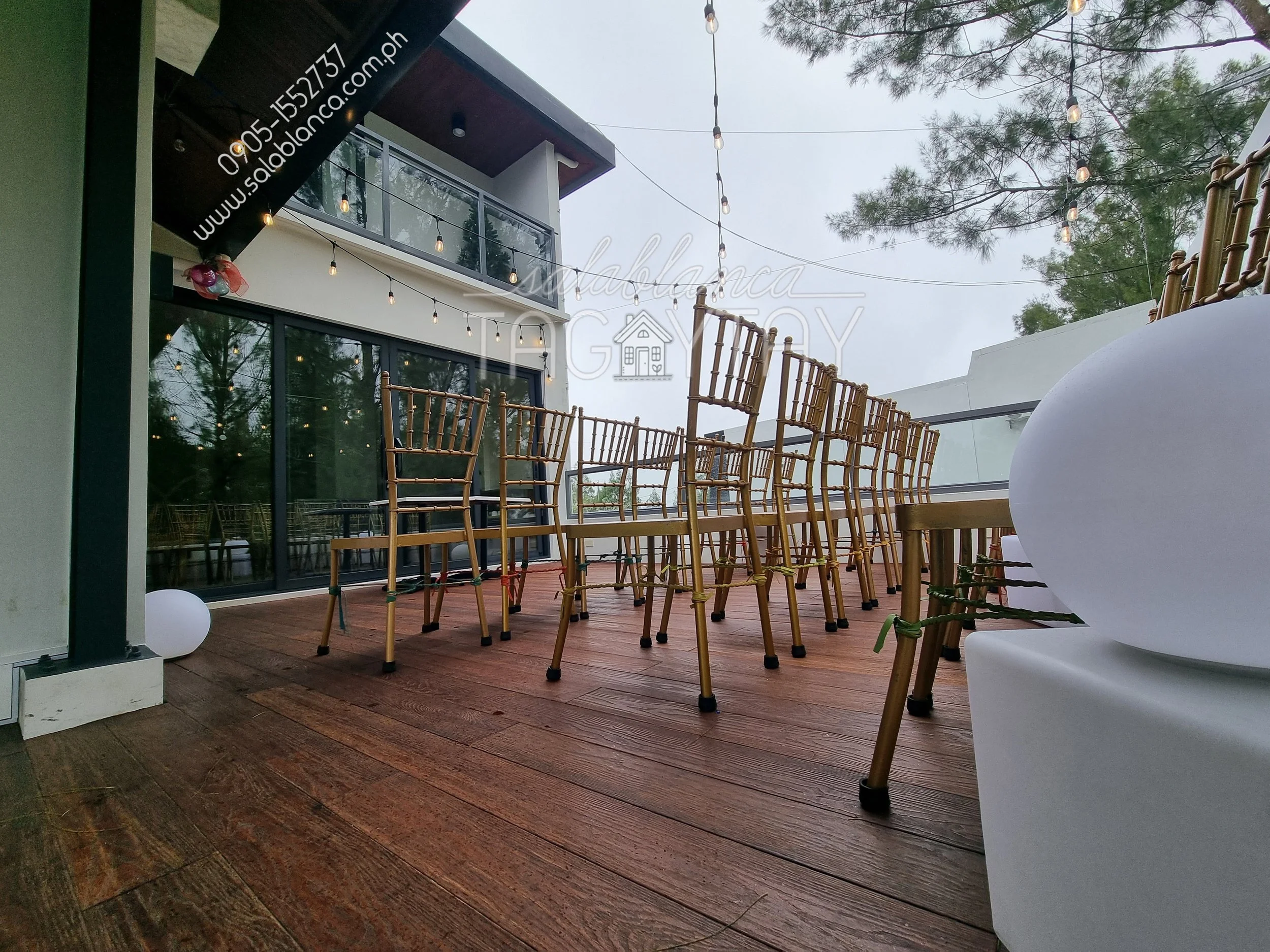 balcony 2.jpg