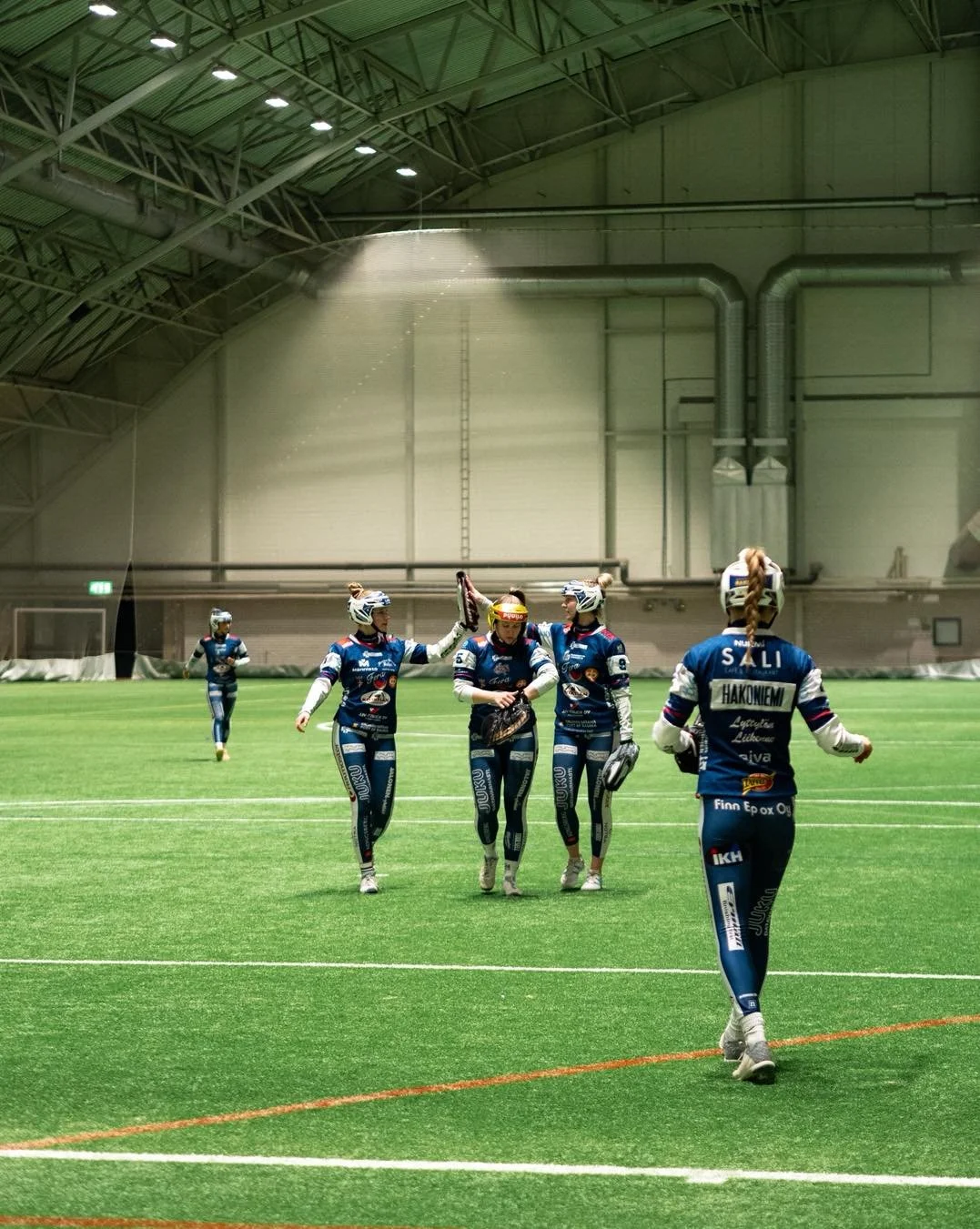 Viimeisimm&auml;n kotipelin kuvasatoa!😮&zwj;💨

Seuraava Talvisuperin peli onkin jo ensi viikolla lauantaina Porissa. N&auml;hd&auml;&auml;nk&ouml; siell&auml;?🫵🏼

📸: iidajjosefina

#fera #ferarauma #ferapesis #superpesis #talvisuper2026