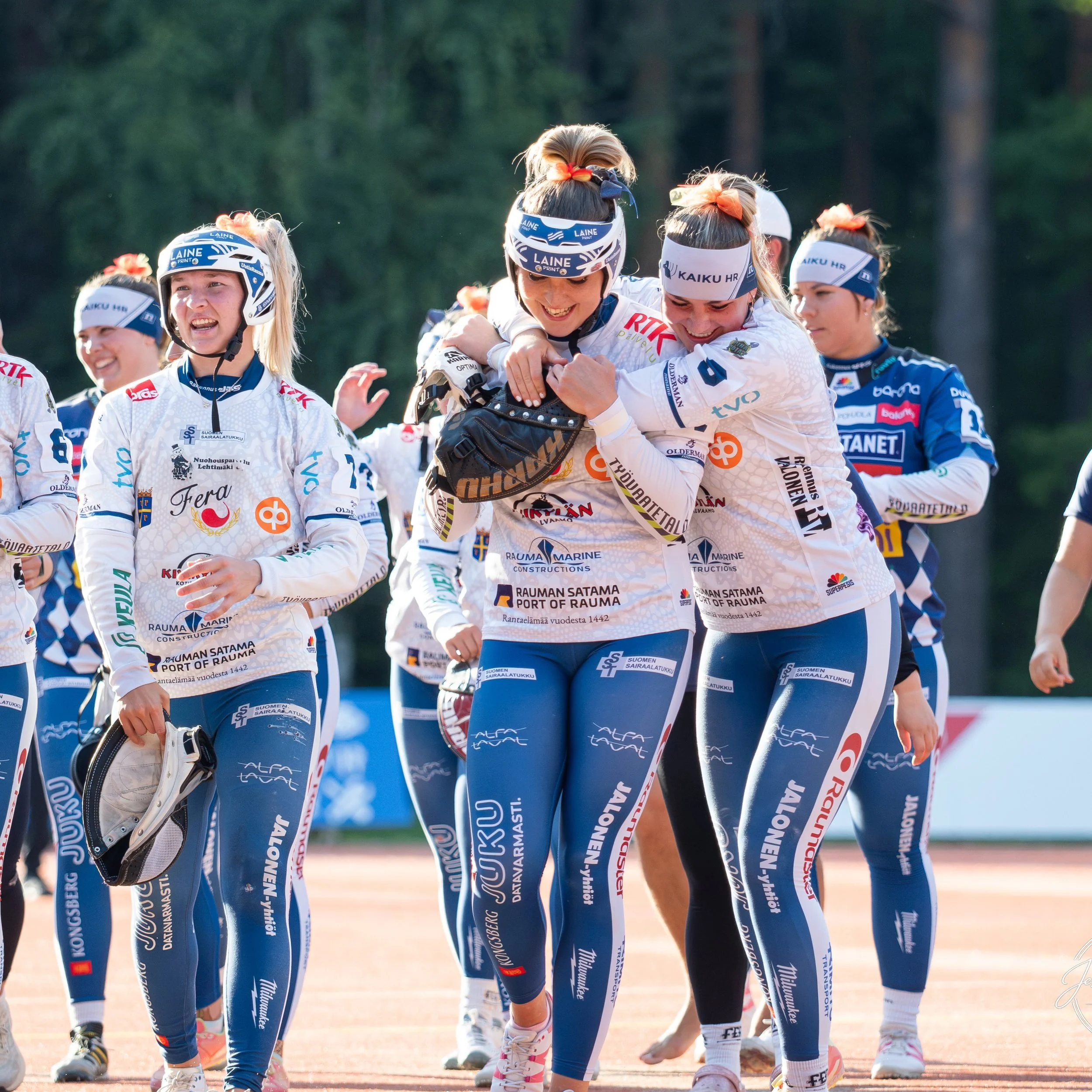 T&auml;lt&auml; n&auml;ytti eilen voittajajoukkue🤩

Heti huomenna uusiks kotikent&auml;ll&auml;. Kai oot tulossa??🫵🏼

📸: @jessepartanenphotography 

#fera #ferarauma #ferapesis #superpesis