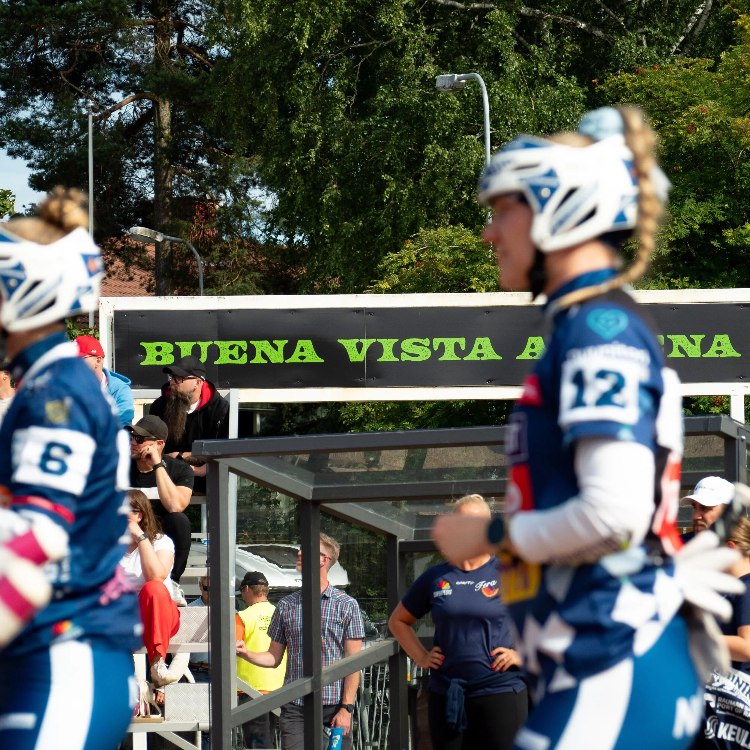 N&auml;in t&auml;rkeimm&auml;t yhteisty&ouml;kumppanimme ja sponsorimme n&auml;kyiv&auml;t ottelutapahtumissa🔥

Etenkin n&auml;m&auml; yritykset sek&auml; muut sponsorit olivat my&ouml;s kuluneella kaudella merkitt&auml;vi&auml; tekij&ouml;it&auml;,