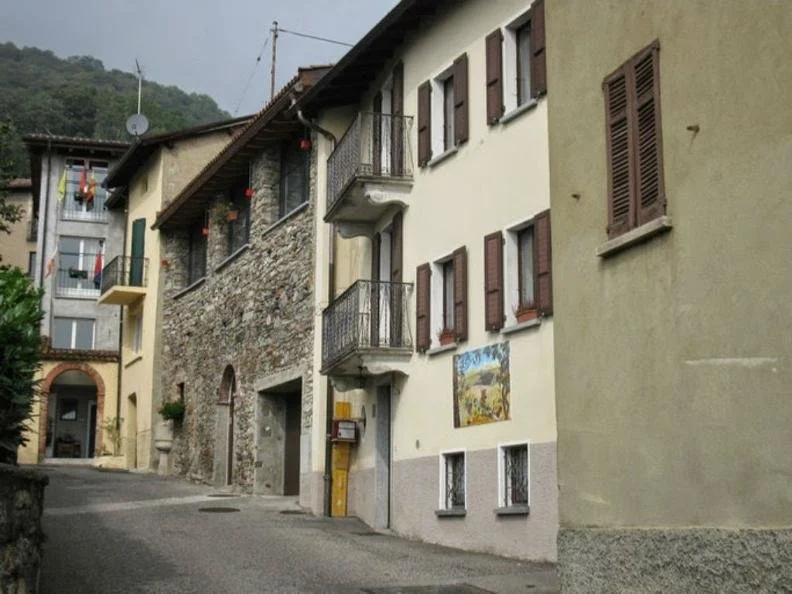 Piazza Francesco Ferrer