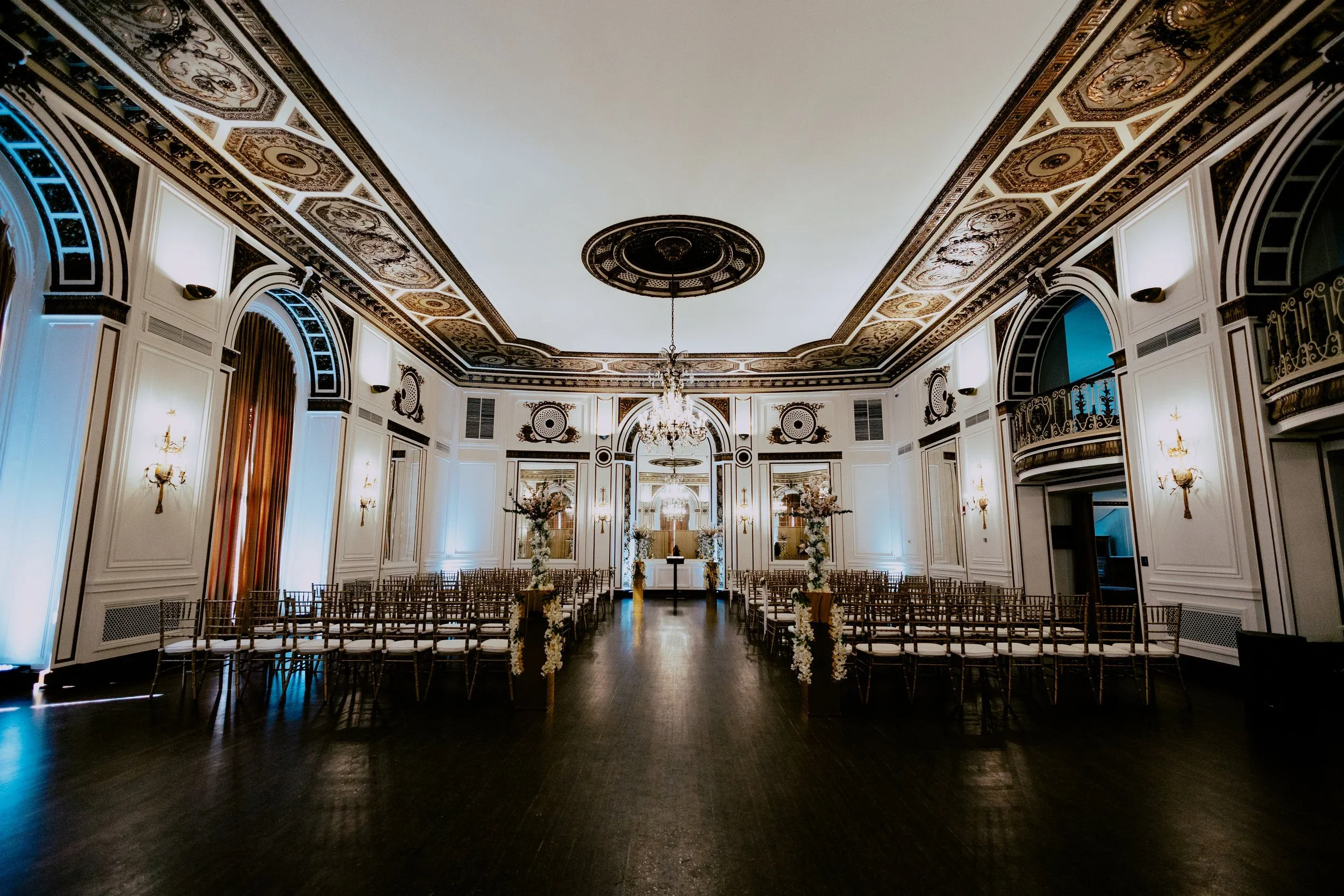 Detroit+Colony+Club+Wedding+_+Detroit+Wedding+Photographer86.webp