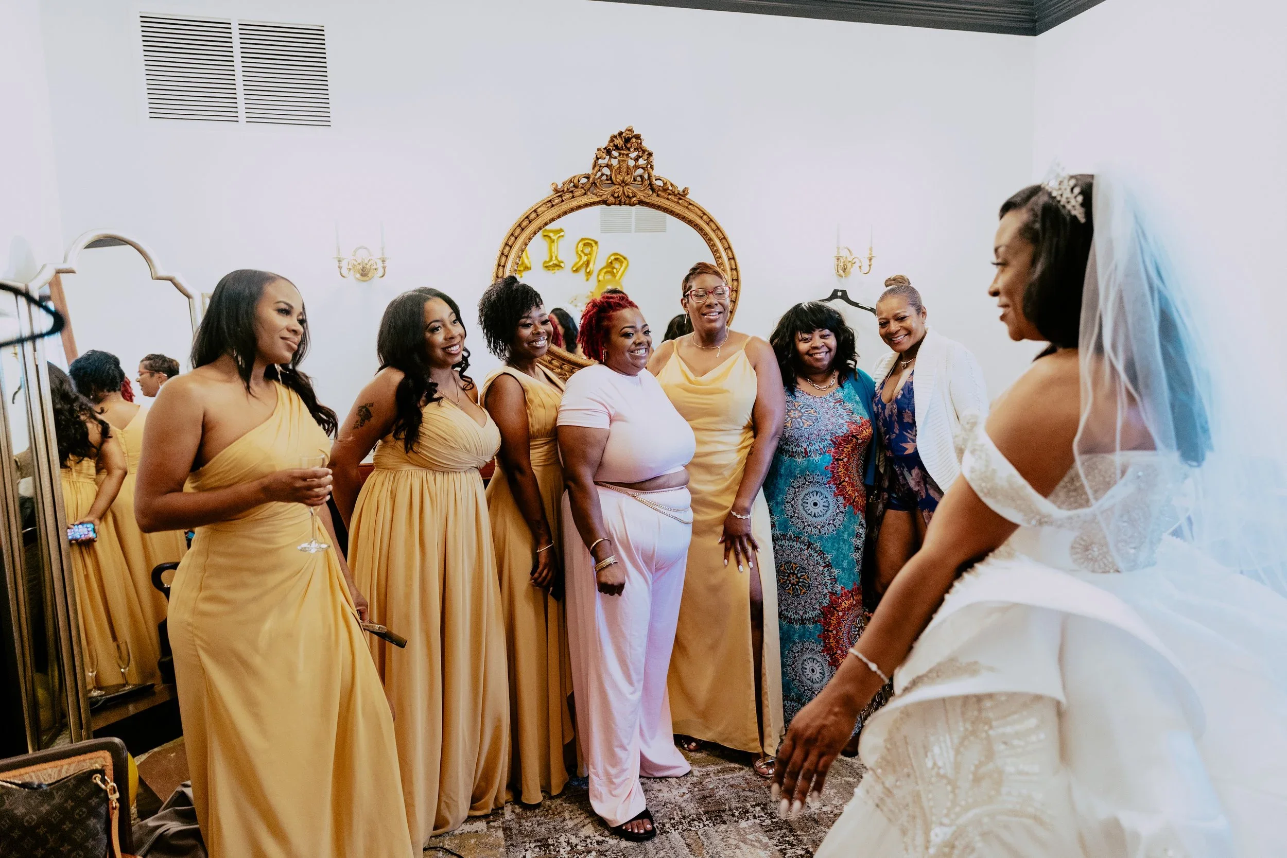 Detroit+Colony+Club+Wedding+_+Detroit+Wedding+Photographer156.webp