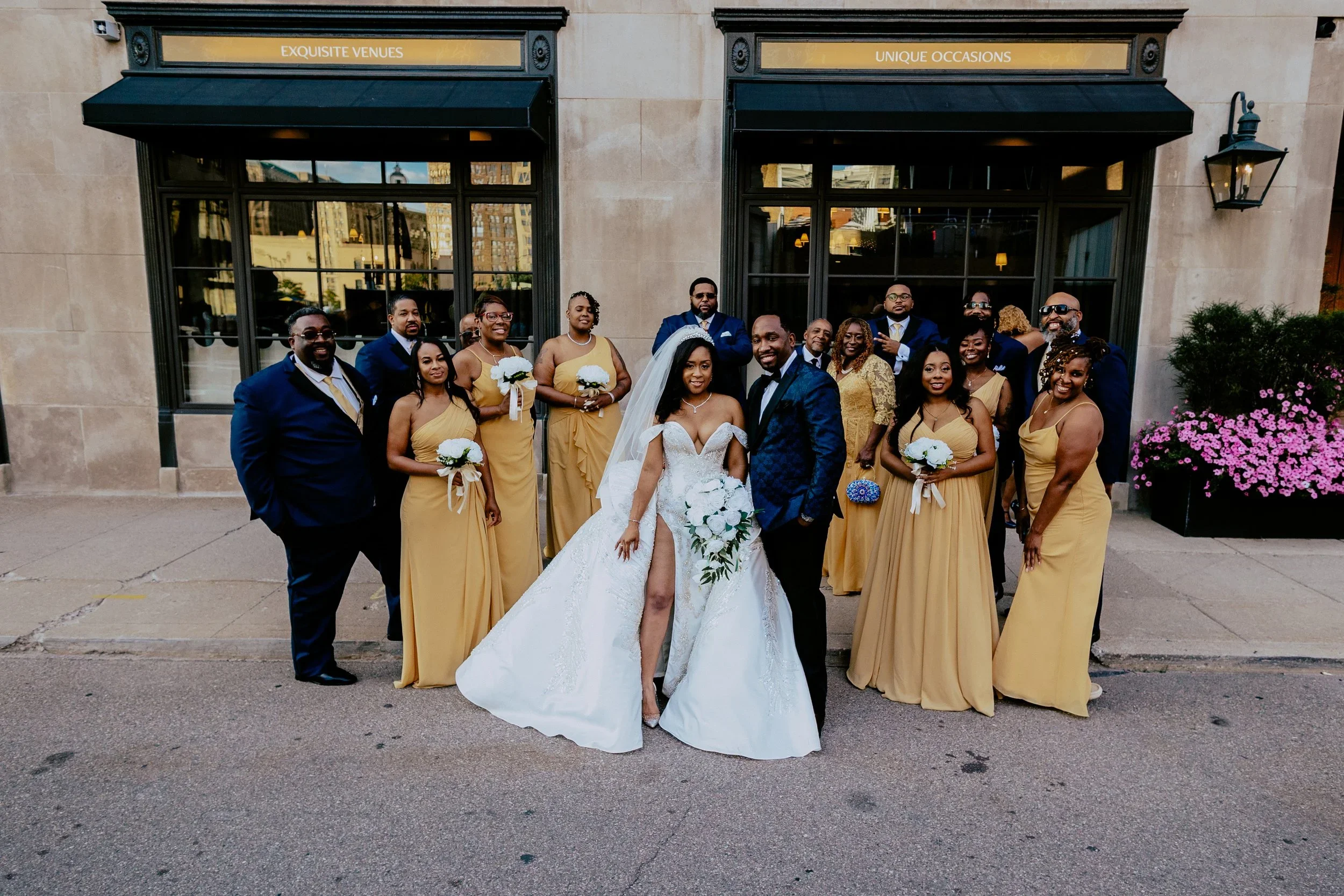 Detroit+Colony+Club+Wedding+_+Detroit+Wedding+Photographer390.webp