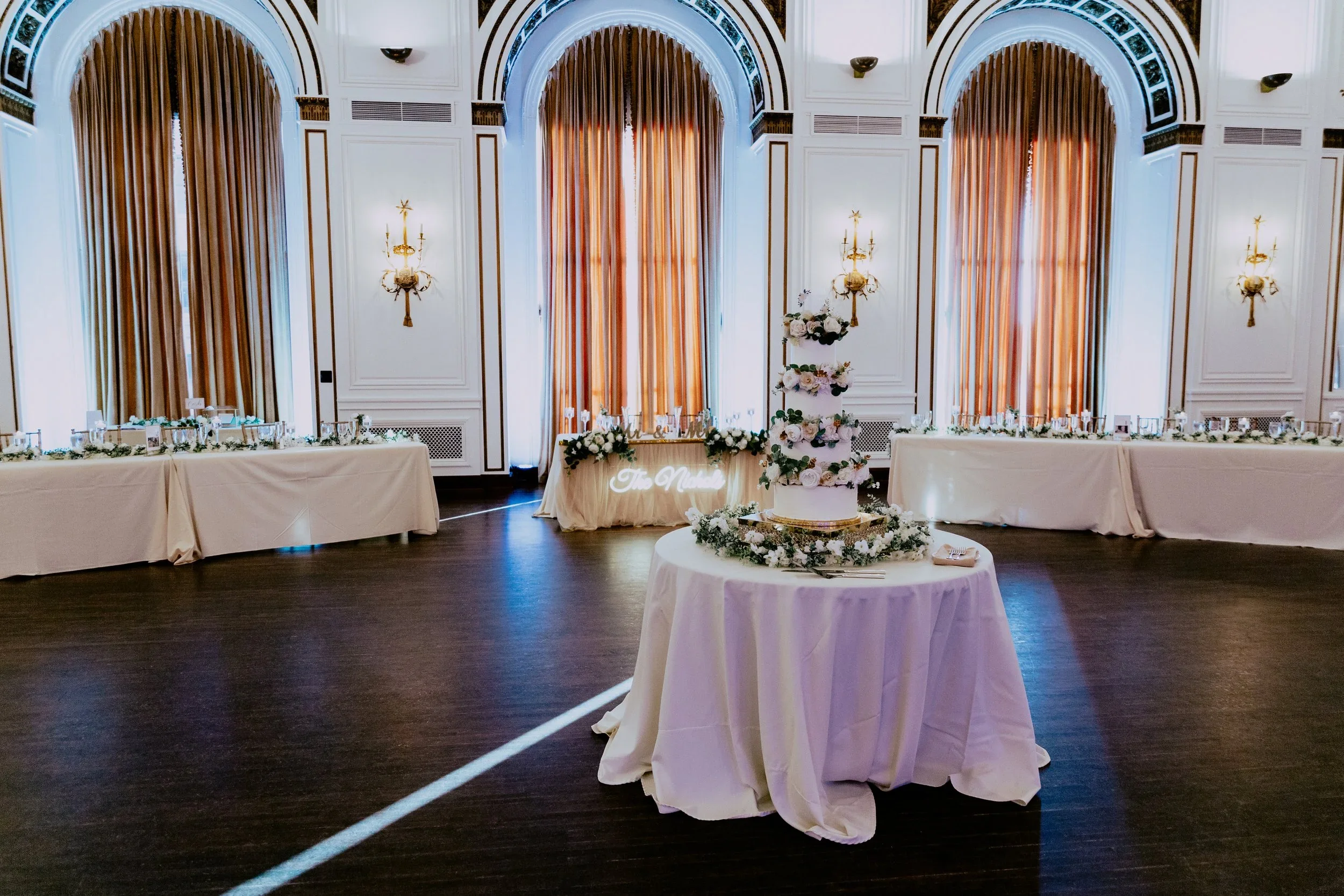 Detroit+Colony+Club+Wedding+_+Detroit+Wedding+Photographer472.webp