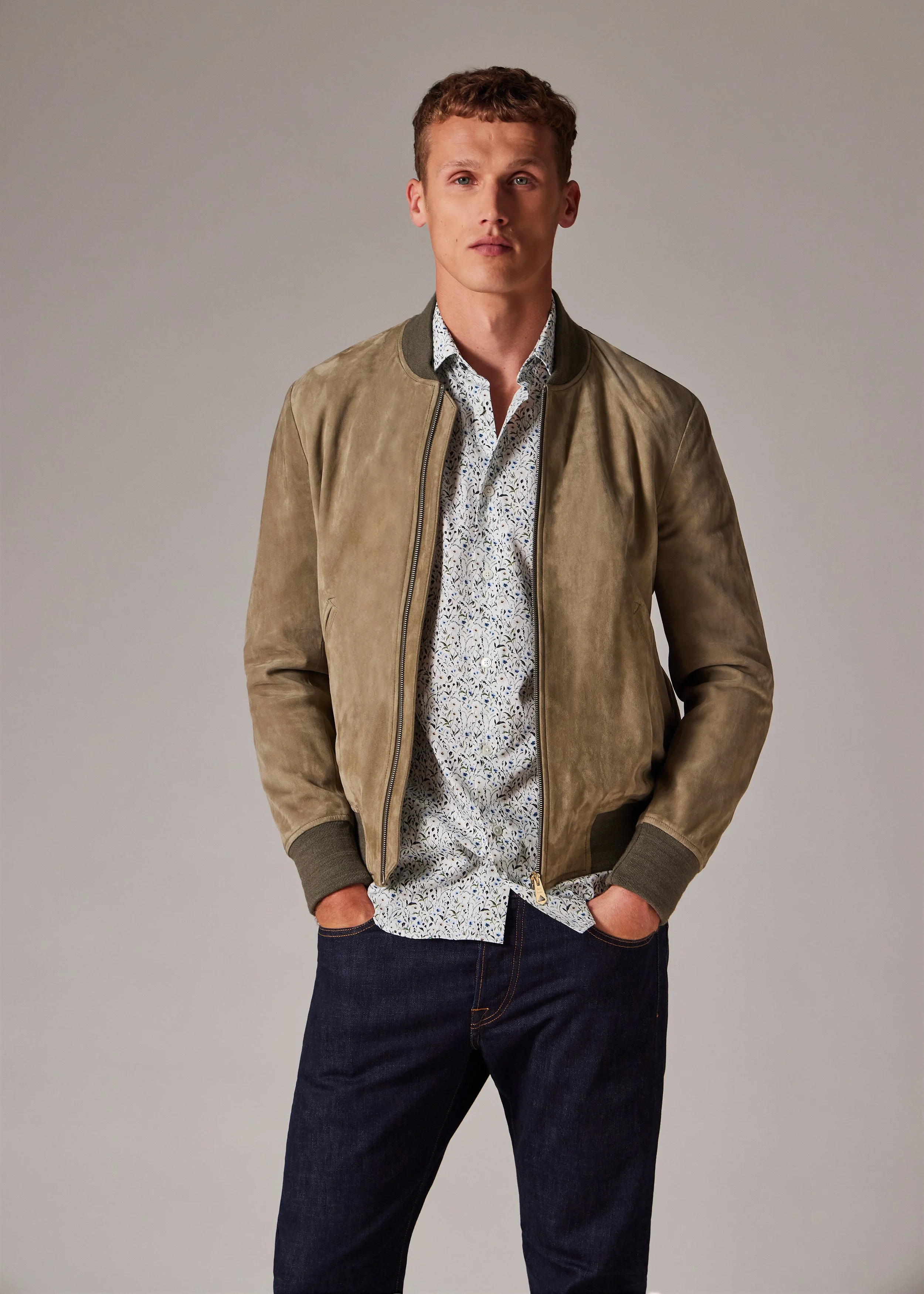 TRADE SHOOT MODEL 3.jpg