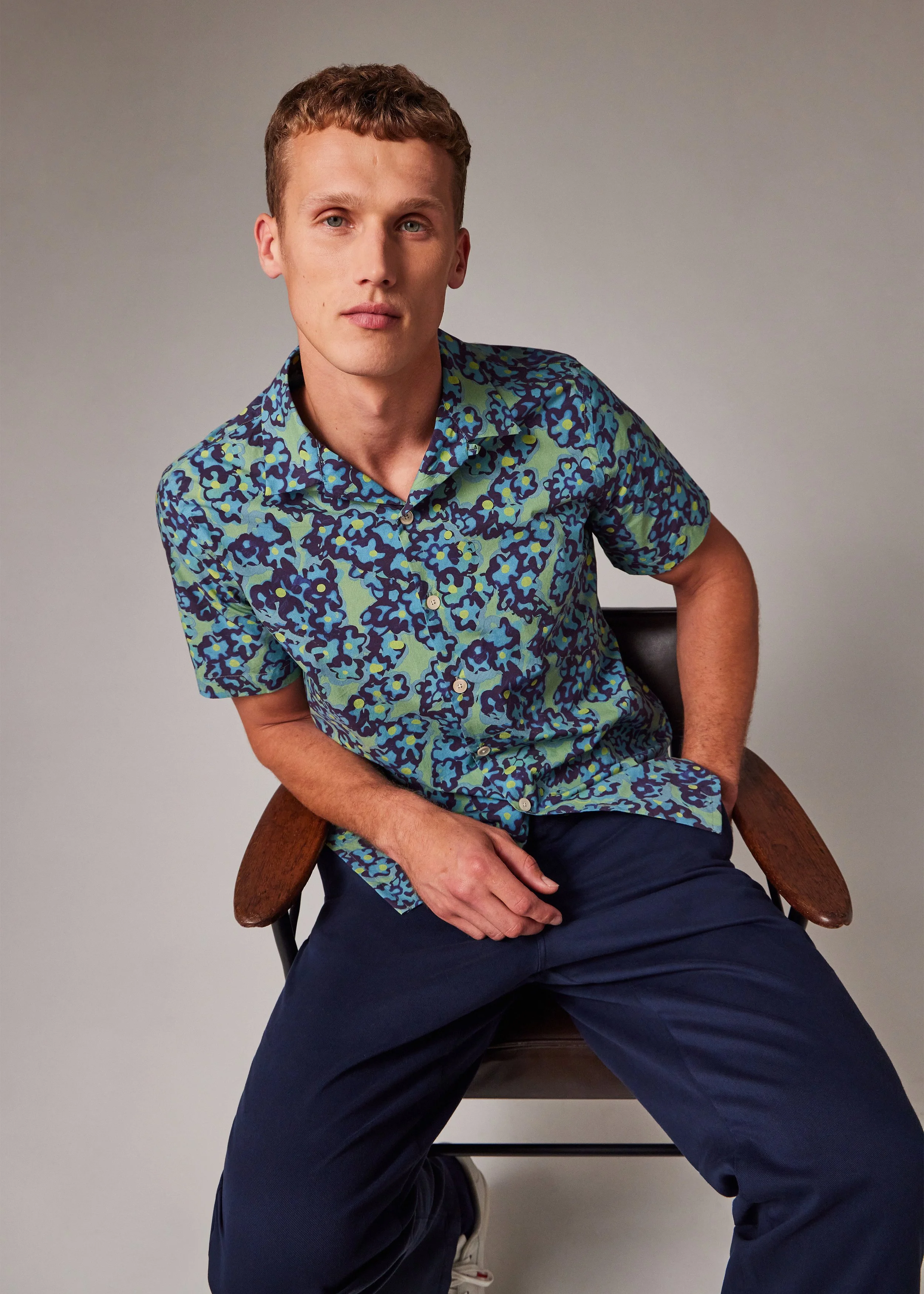 TRADE SHOOT MODEL 10.jpg