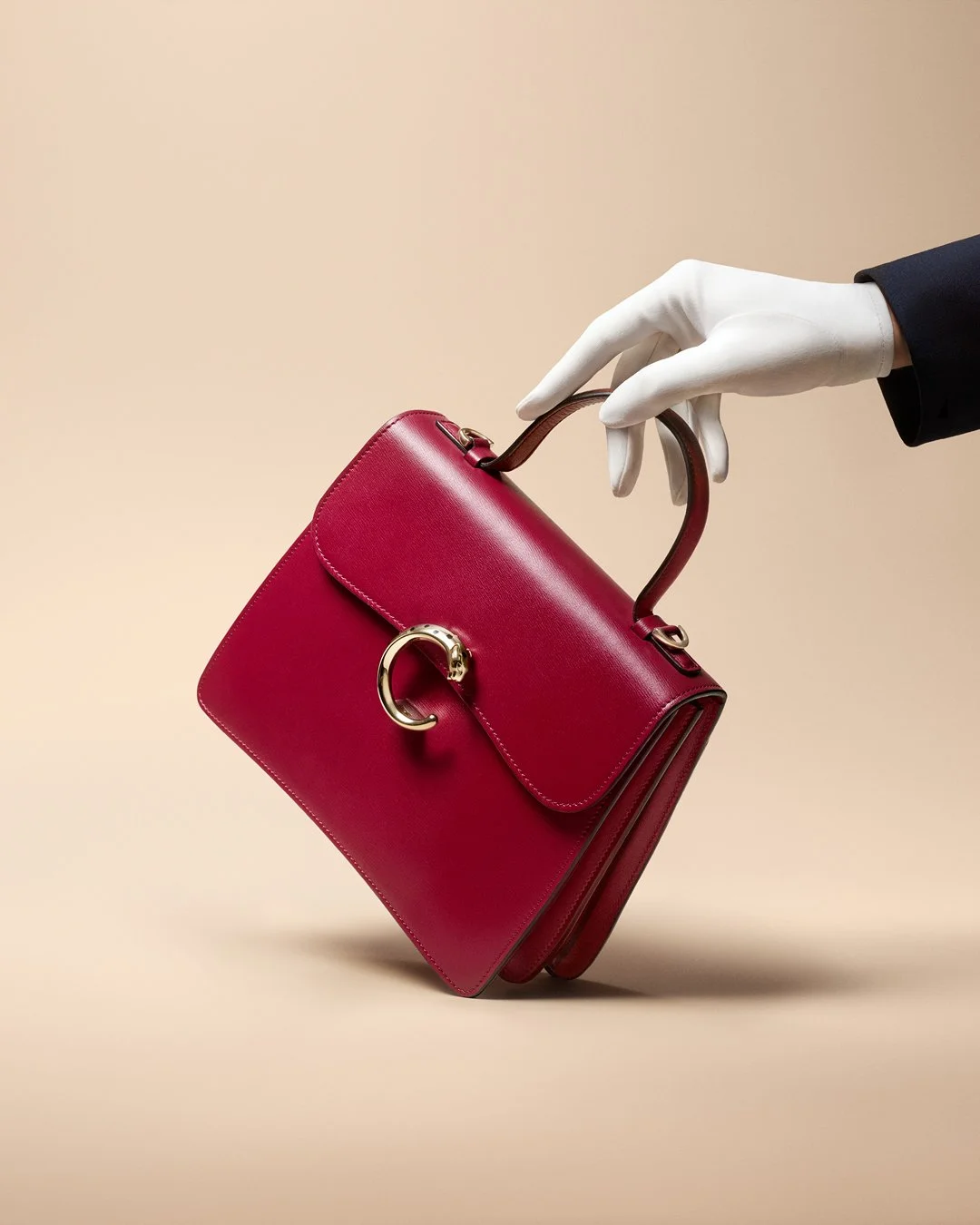 ECOM00069_Services-Leathergoods_1080X1350.jpg