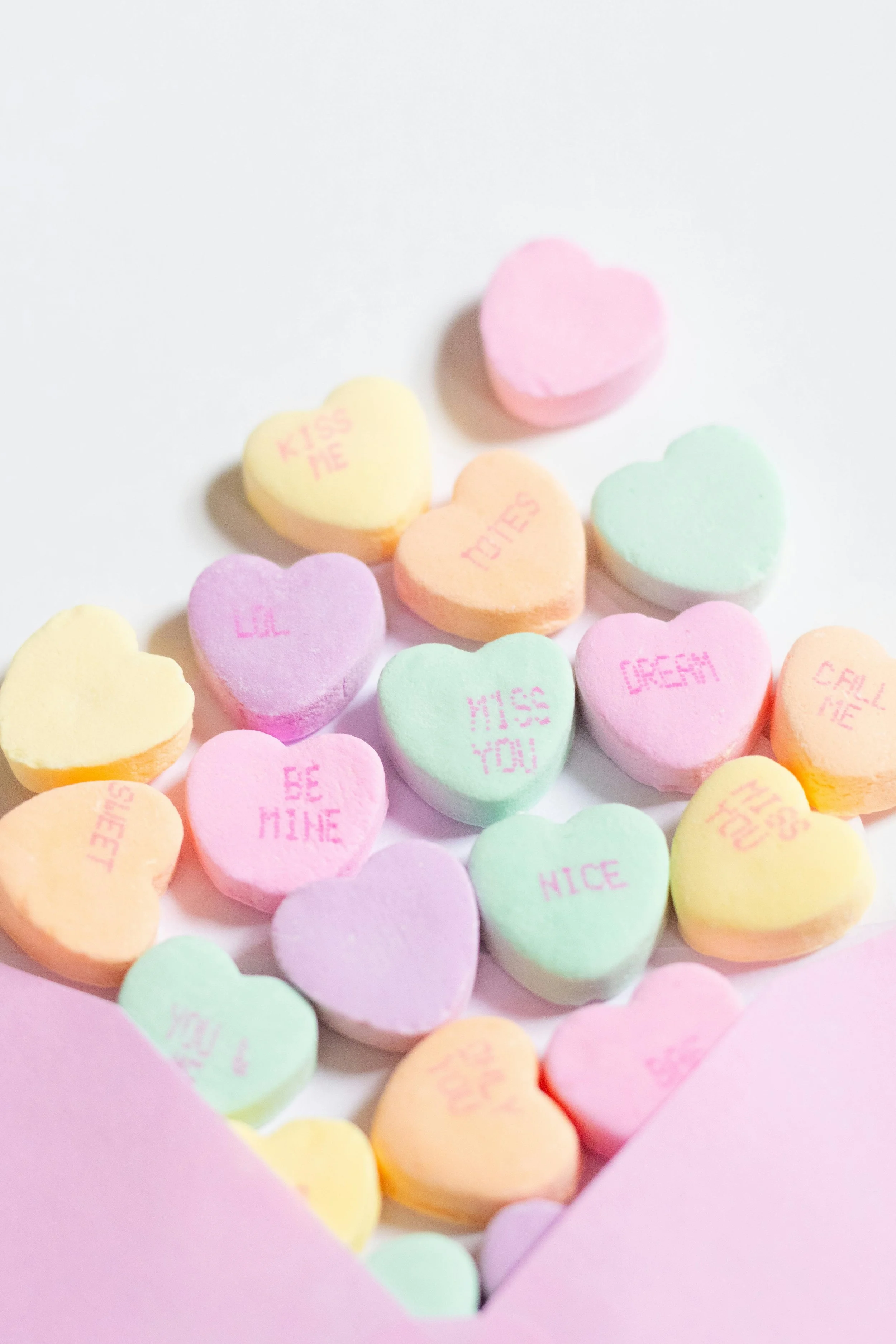 Valentine’s Day Gifts for Someone with T1D (20 Creative Ideas)