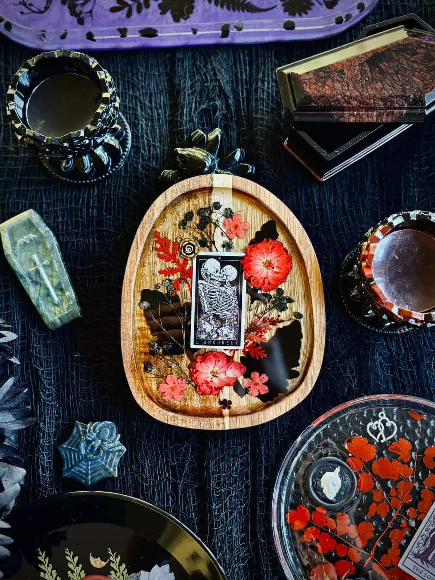 Meet Lo - the maker at @abundancecast She curates unique resin art casts with intention for the spiritually curious. All other artwork is intentionally curated and hand made. She puts so much intention into making every piece unique and beautiful. Sh