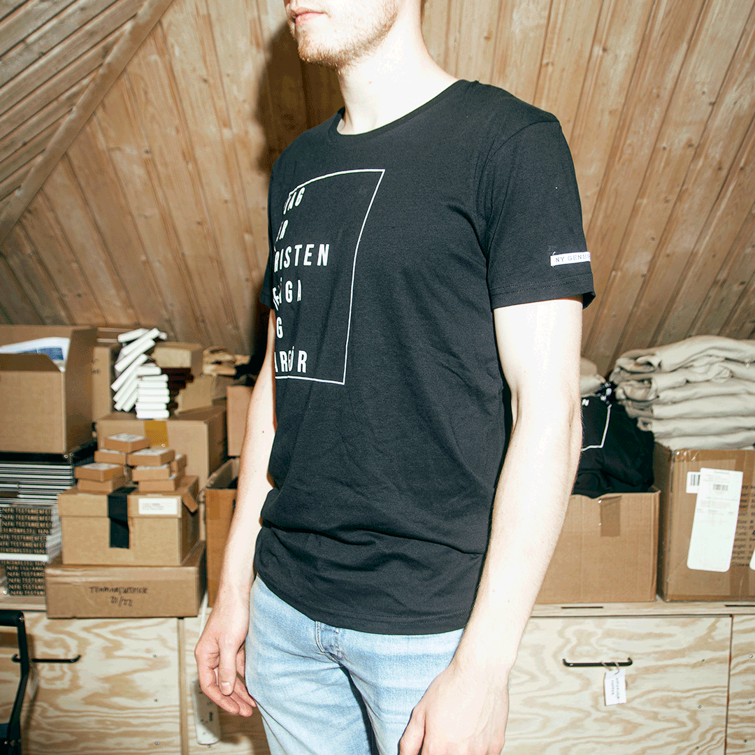 T-shirt • Jag Är Kristen Fråga Mig Varför