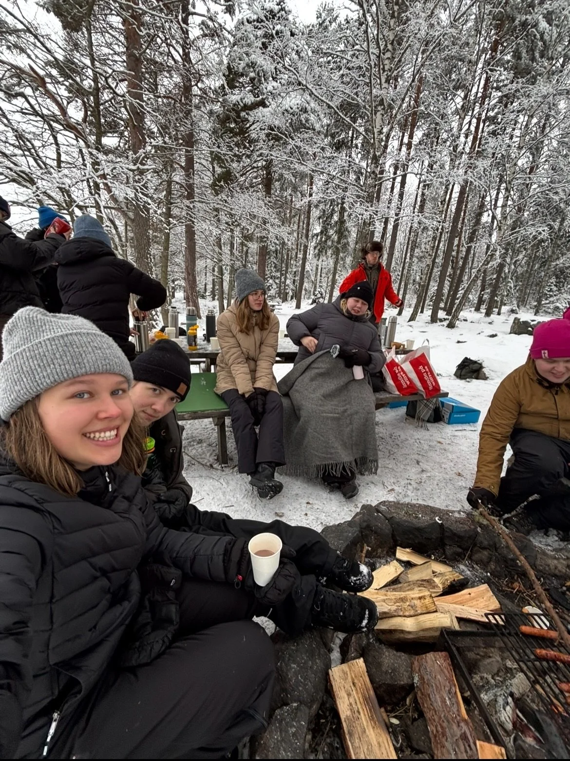 Lite bilder fr&aring;n en utflykt p&aring; team&aring;rets fj&auml;rde utbildning☀️Skridsko&aring;kning, grillning, sn&ouml;bollskrig och Jesus - vad mer beg&auml;r man som ung vuxen?🤩🤩
