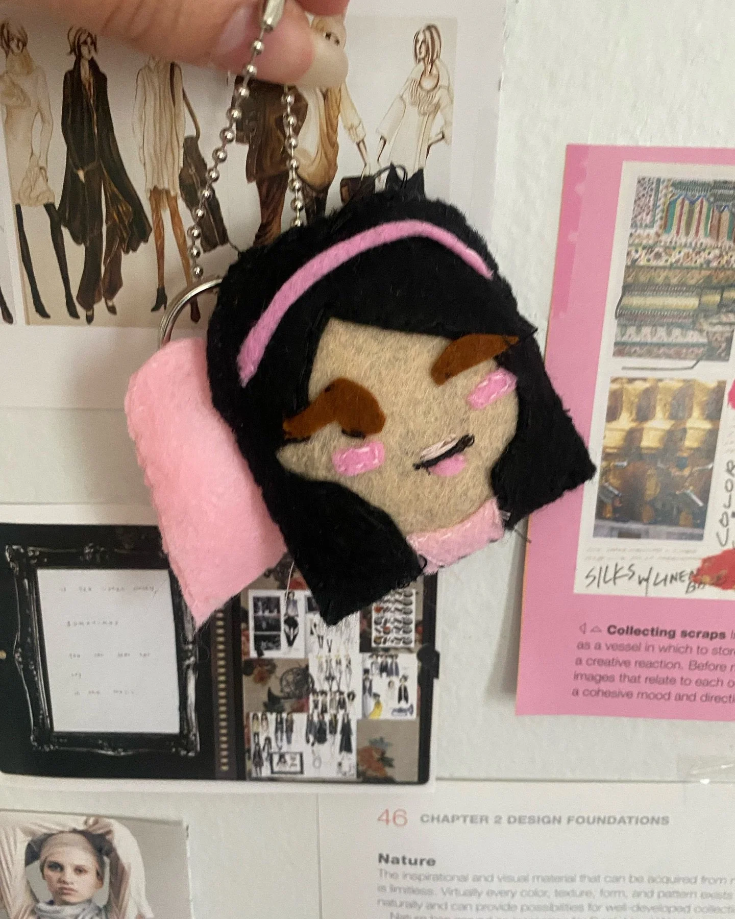 . ݁₊ ⊹ . Felt craft partner commission . ݁₊ ⊹ . ݁˖ . ݁

★ Get your partner a gift that looks like them or you !!
★ head or full body size + Include customized accessories ~^^

★ more felt crafts coming soon~!

-
-
-
-
#feltcraft #sewing #forthem #bf 