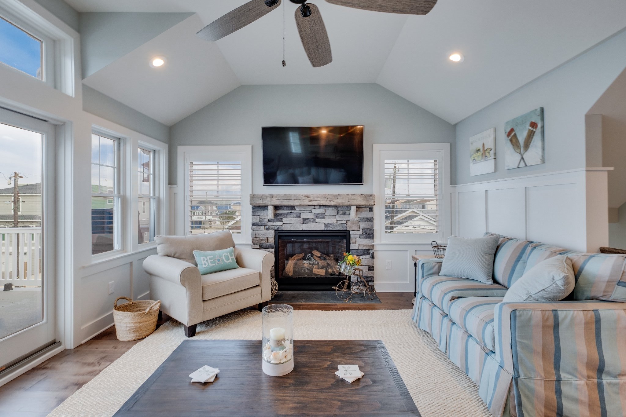Family Room2.jpeg