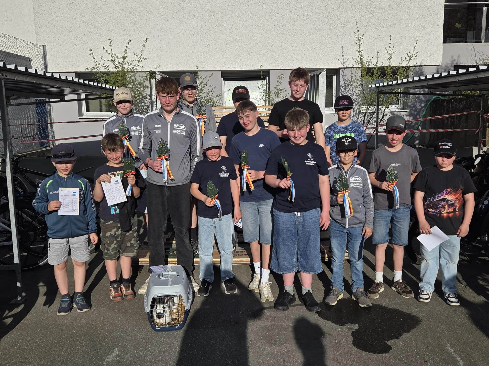 Elf Zweige für Surentaler Nachwuchs – Zwei Spitzenplätze für die Kranzschwinger