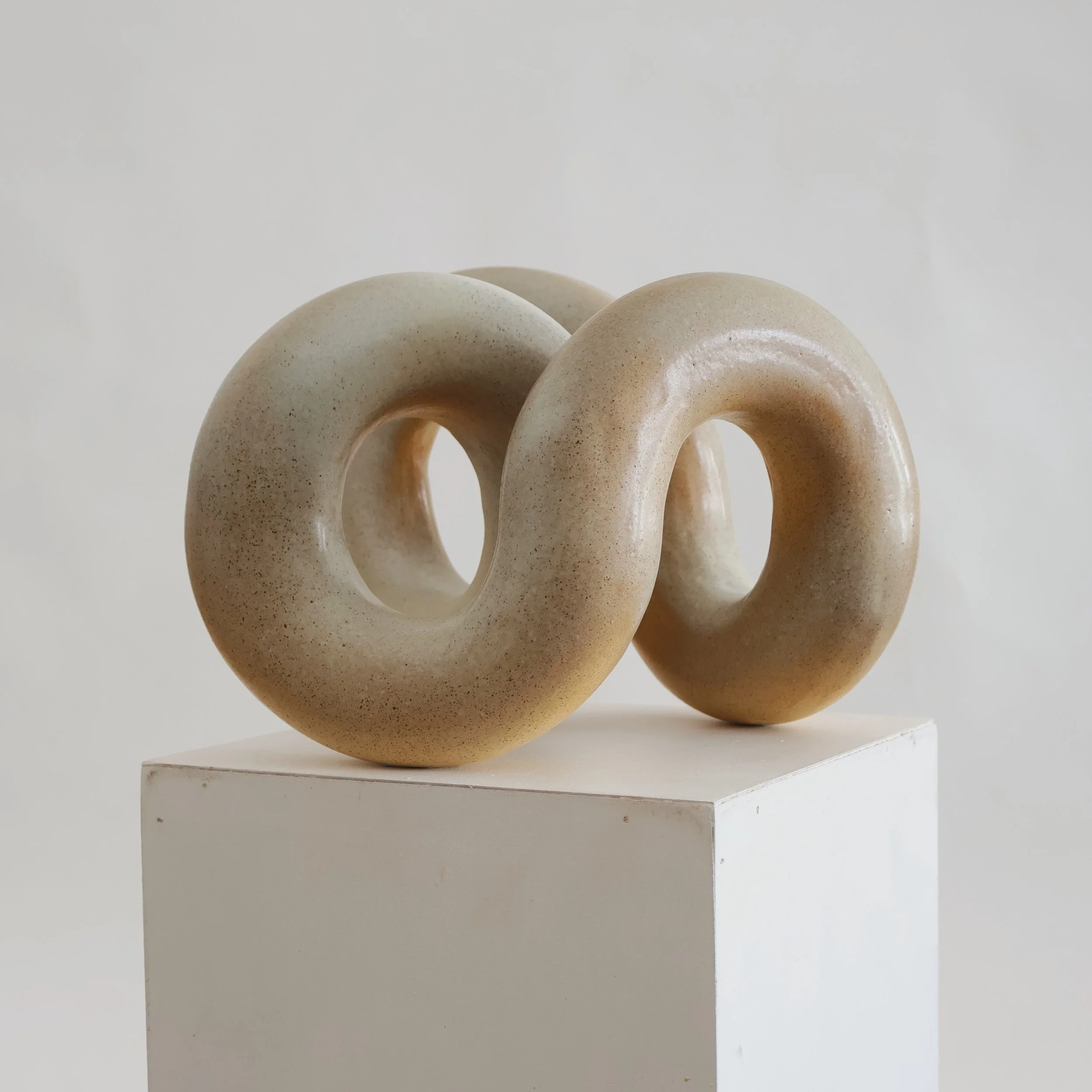 Infint Knot Sculpture 02
