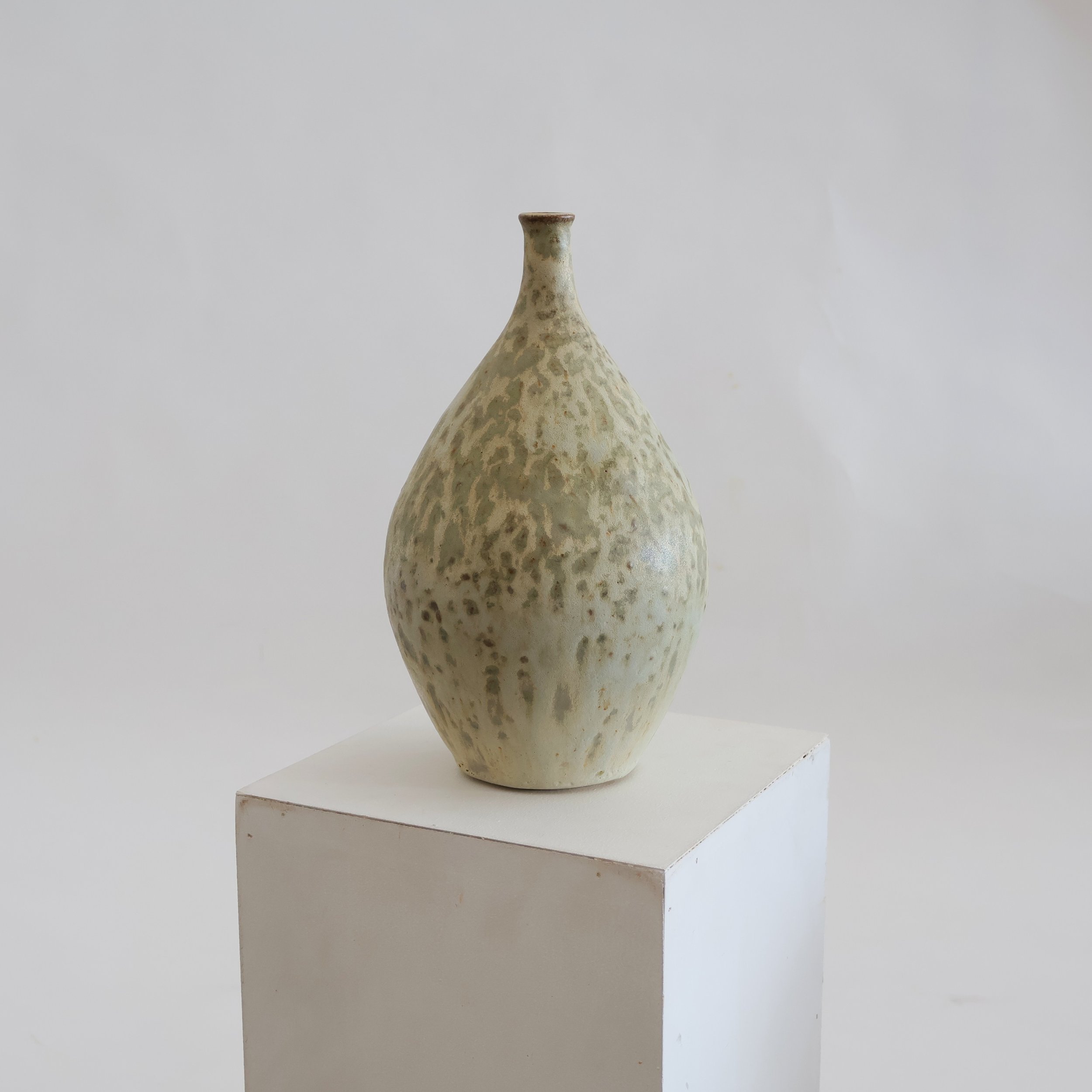 Pear-Shaped Gray/Green Vase