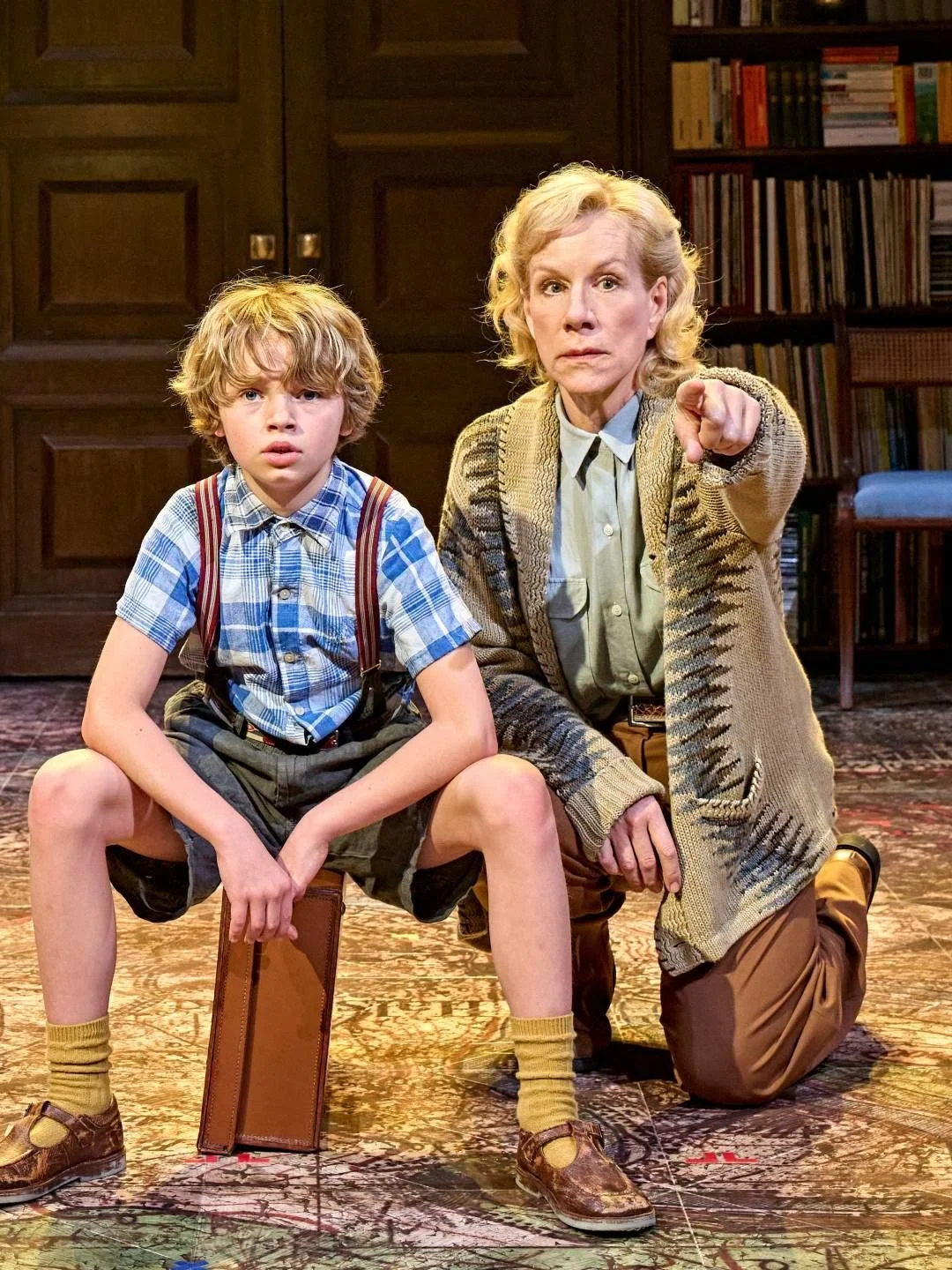 Artie-Wilkinson-Hunt-Juliet-Stevenson-The-Land-of-the-Living-National-Theatre-c-Manuel-Harlan.jpg