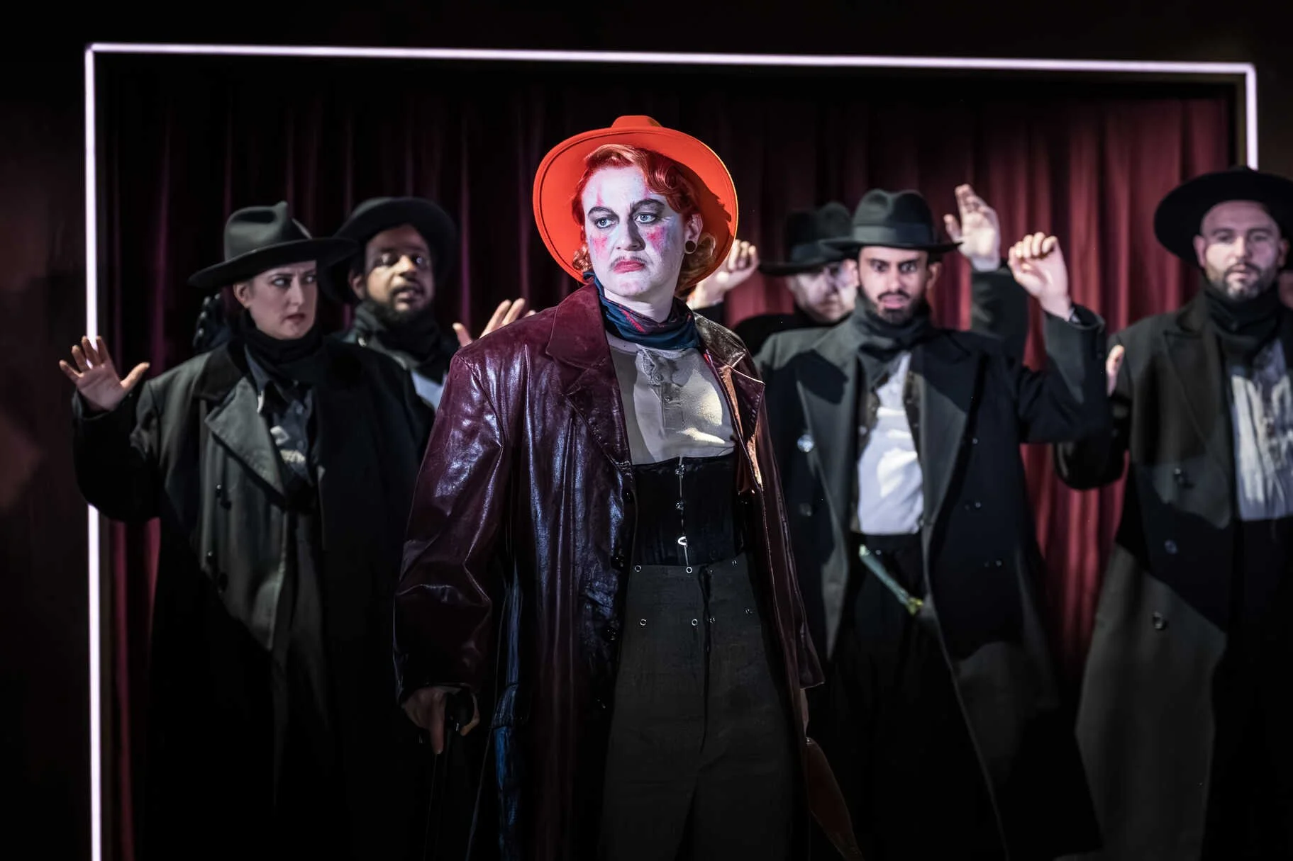 the-resistible-rise-of-arturo-ui-production-photos_-2026_2026_c_-marc-brenner_426321.tmb-img-1824.jpg