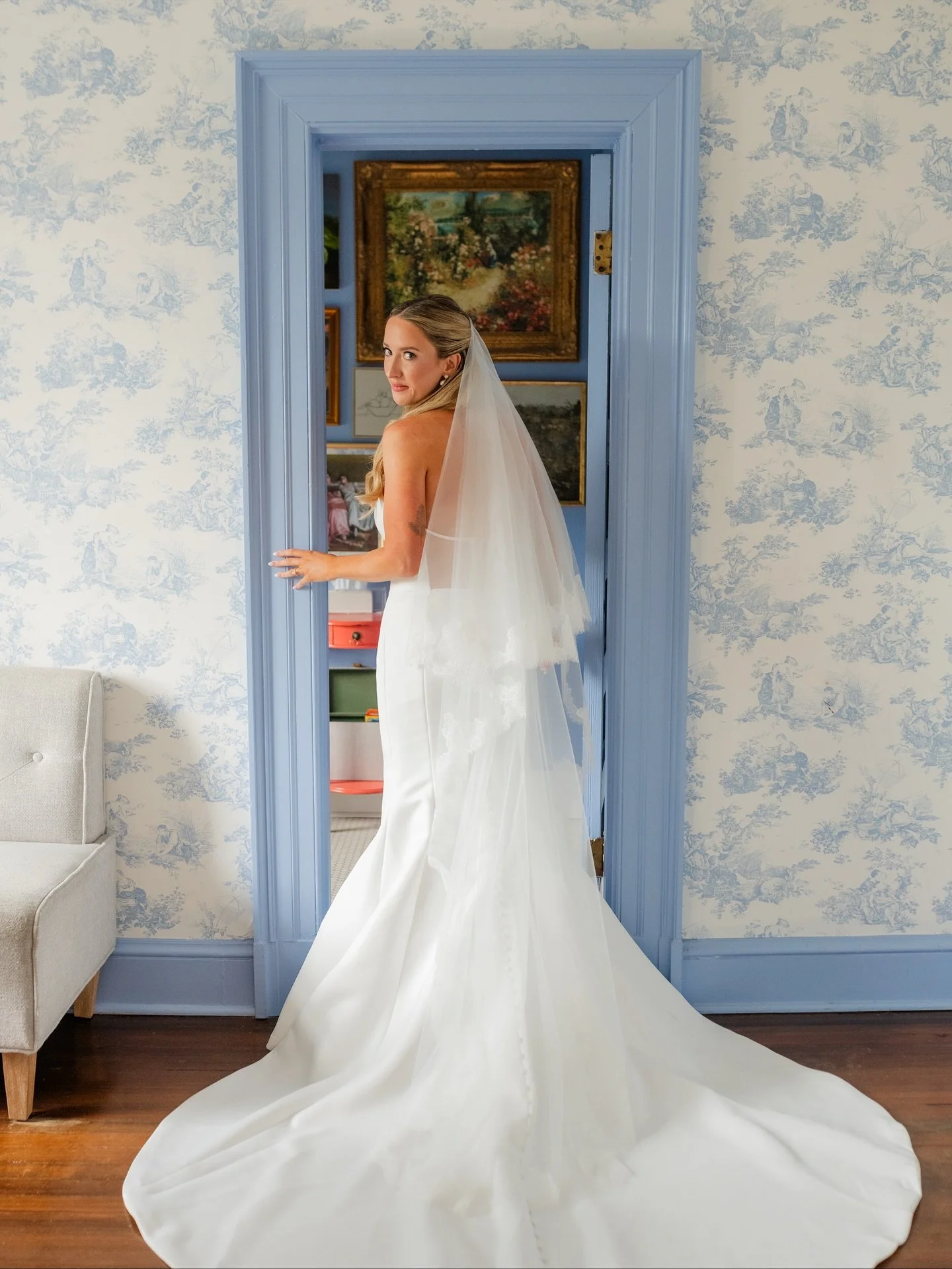 A VISION.  Congratulations to my beautiful bride Olivia and Kevin. She was such a vision to see. 🥹❤️

Hair and makeup by @makeupbyalby 
Photography: @ashpaigephoto 
Venue: @rustmanorhouse 
Bride: @olivia__ames 

#fallbrides #fallweddings #fallweddin