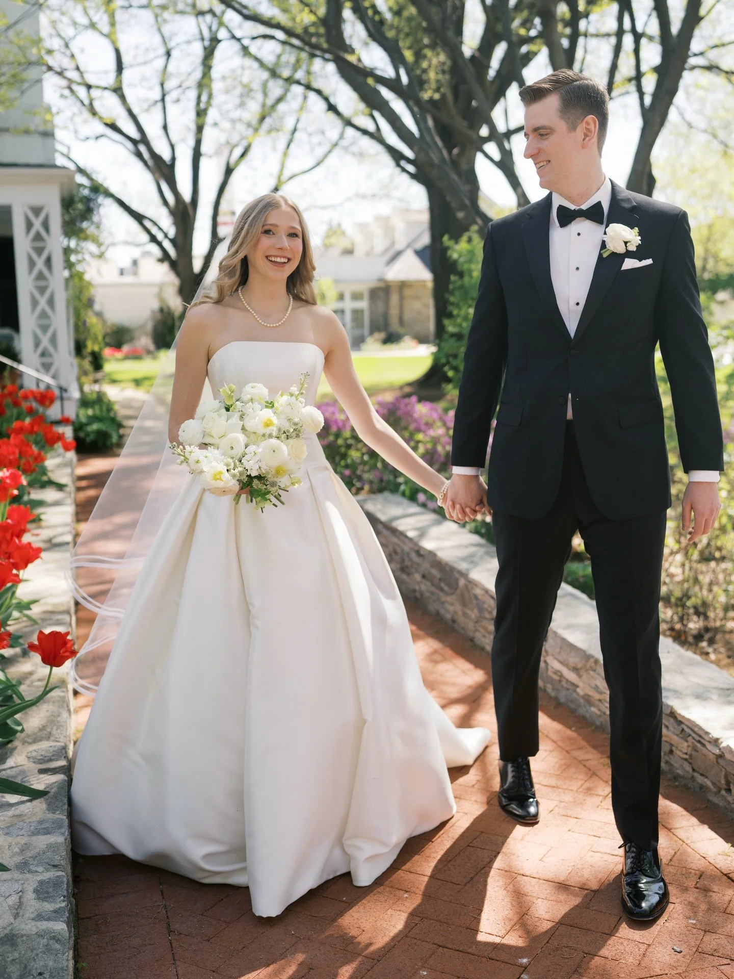 Everything was perfect Hallelujah 🫶

Photography - @meganbennettphoto 
Planning - @kristenleigh_weddings
Beauty -  @makeupbyalby
Florist - @steelcutflowerco
Invitations - @sincerelyaddison
DJ - @lucyblackent 

#mdmakeupartist #dcbride #dcmakeupartis